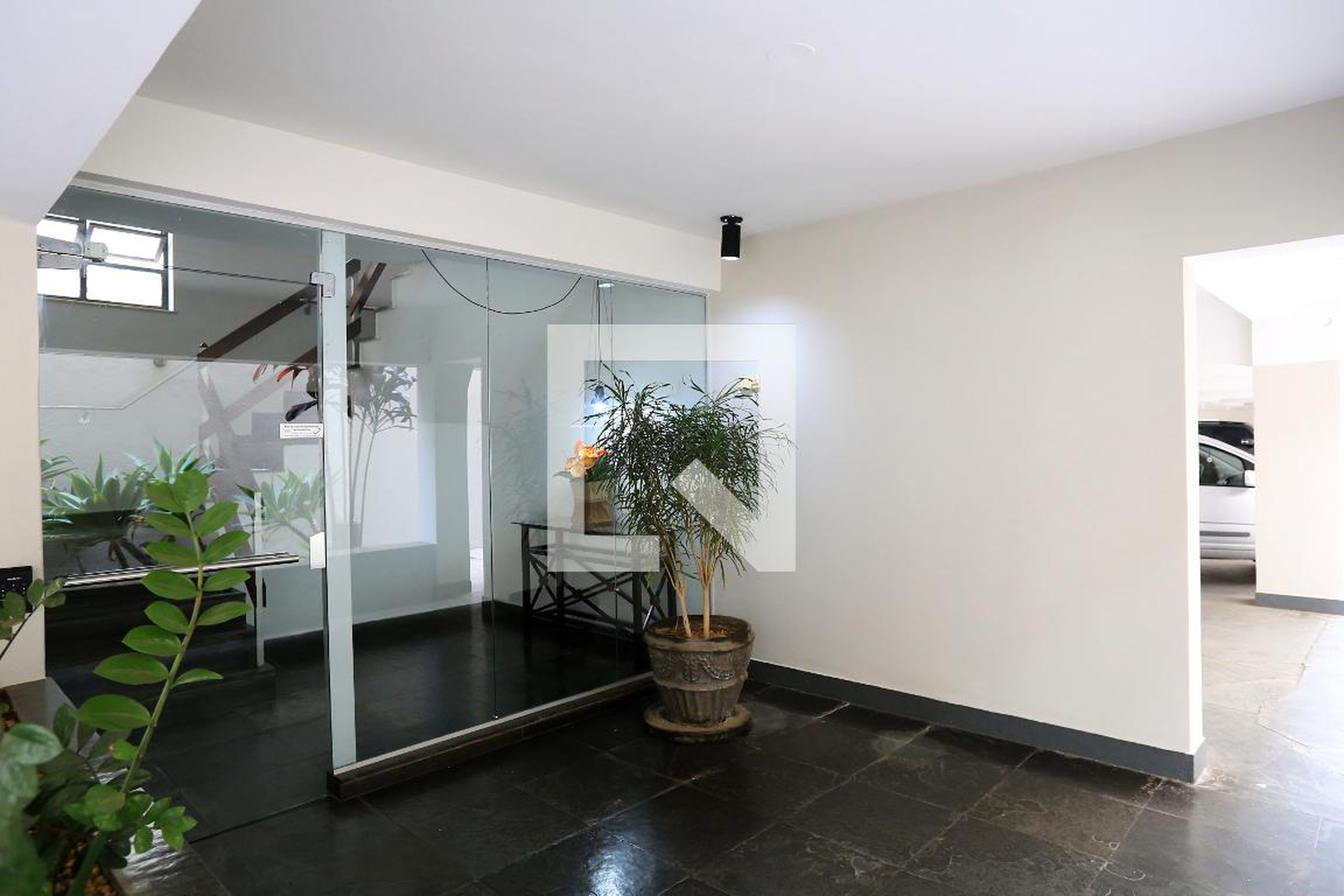 Hall - null