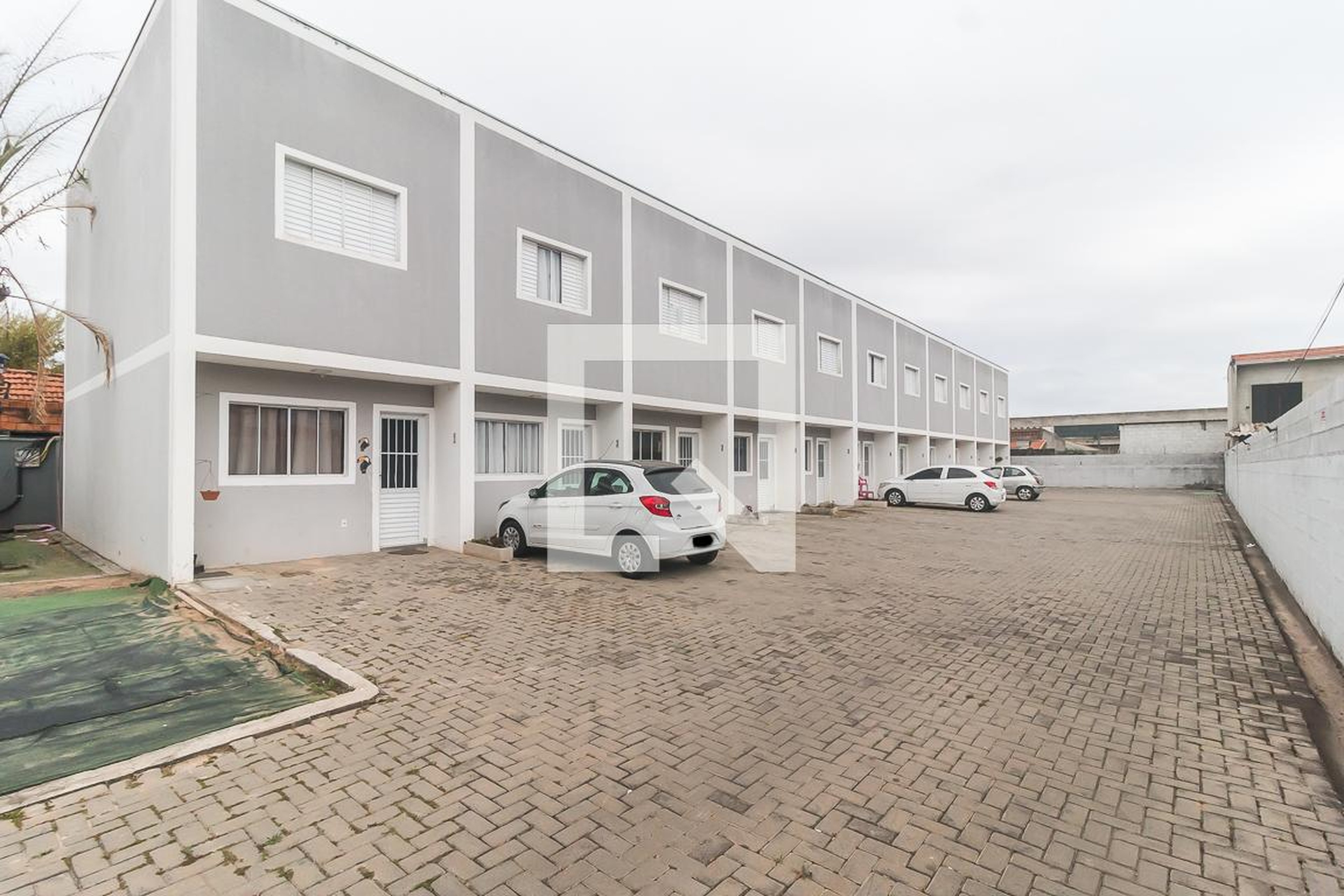 Fachada Residencial Mogi Village I