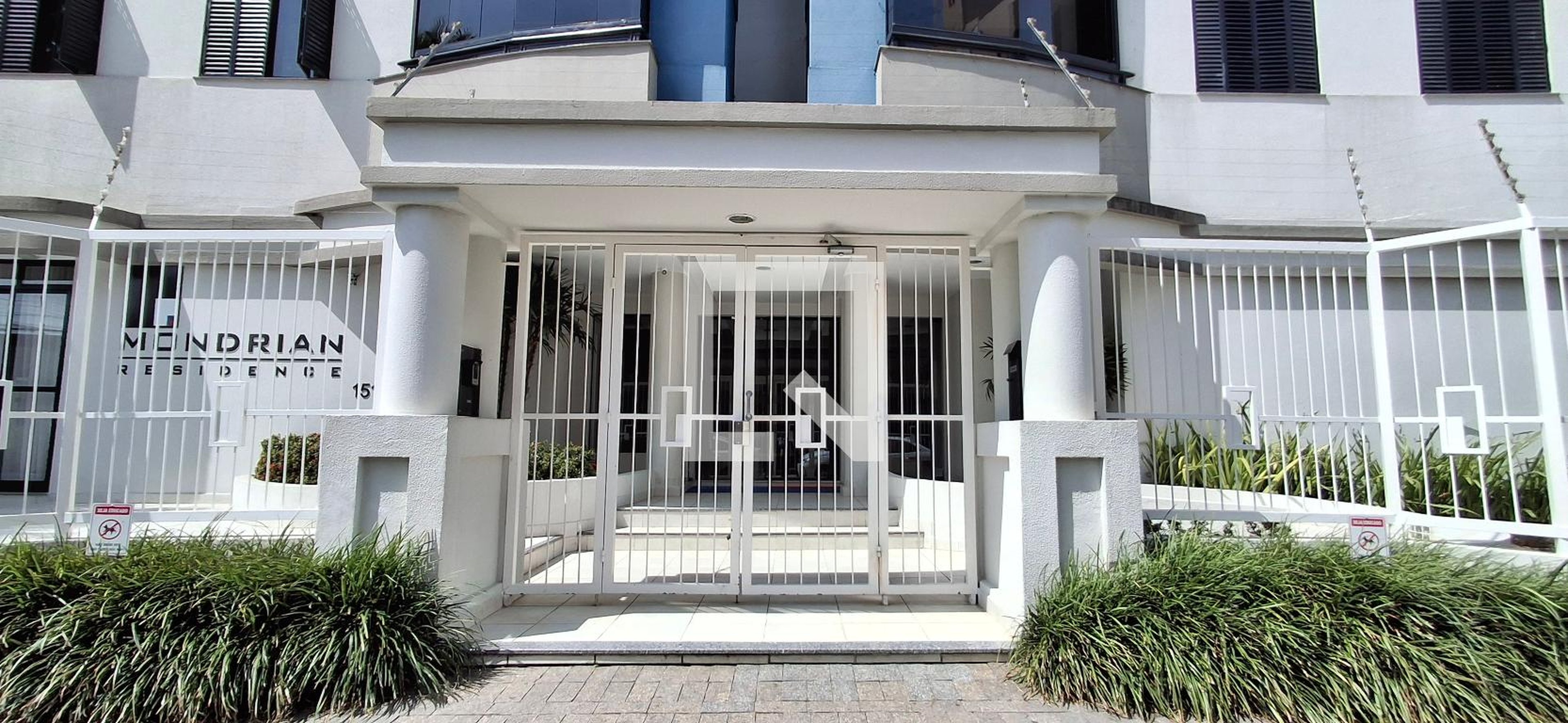 Fachada Condomínio Mondrian Residence