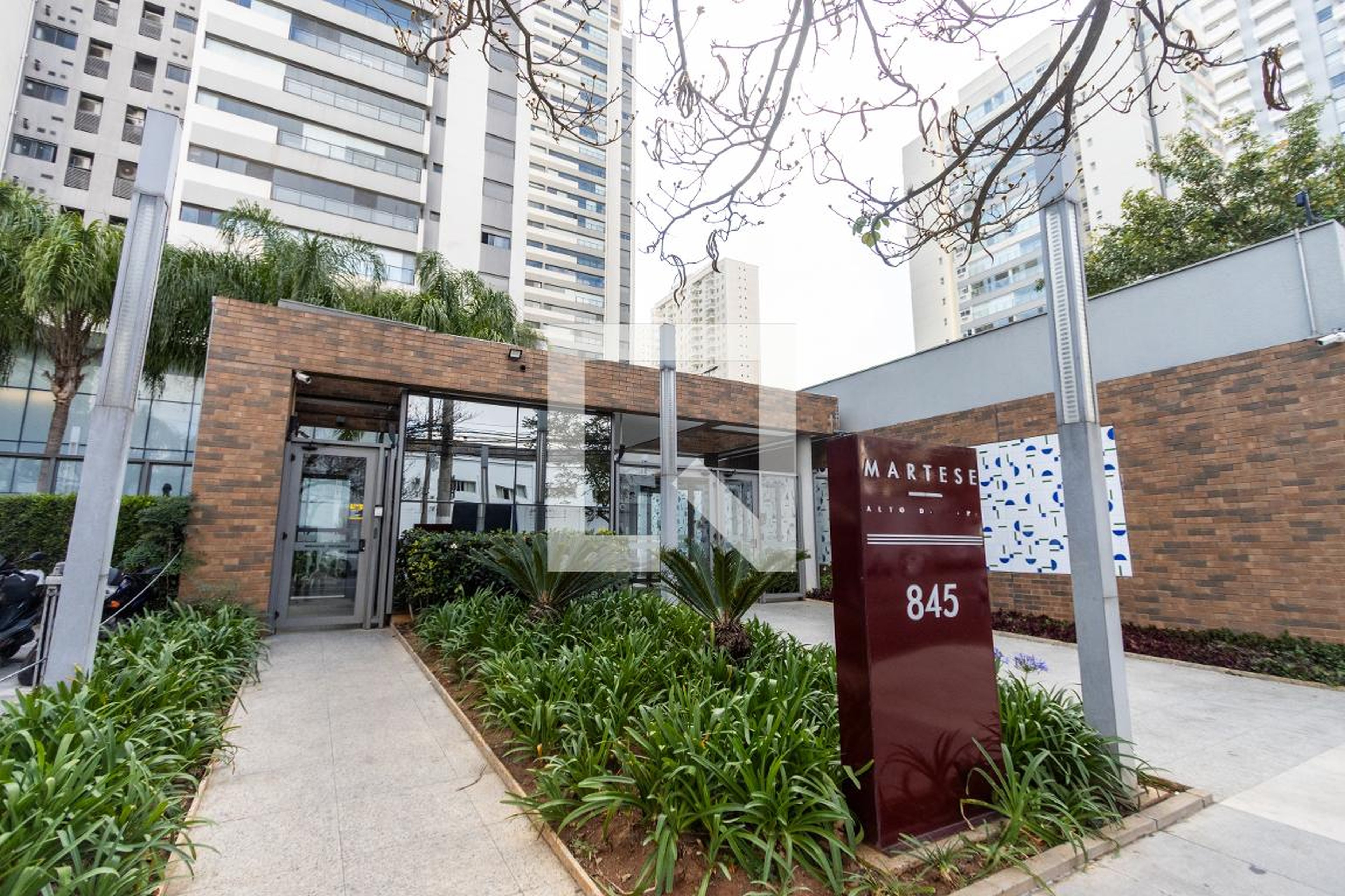 Fachada do Condomínio Condomínio Martese Alto da Lapa