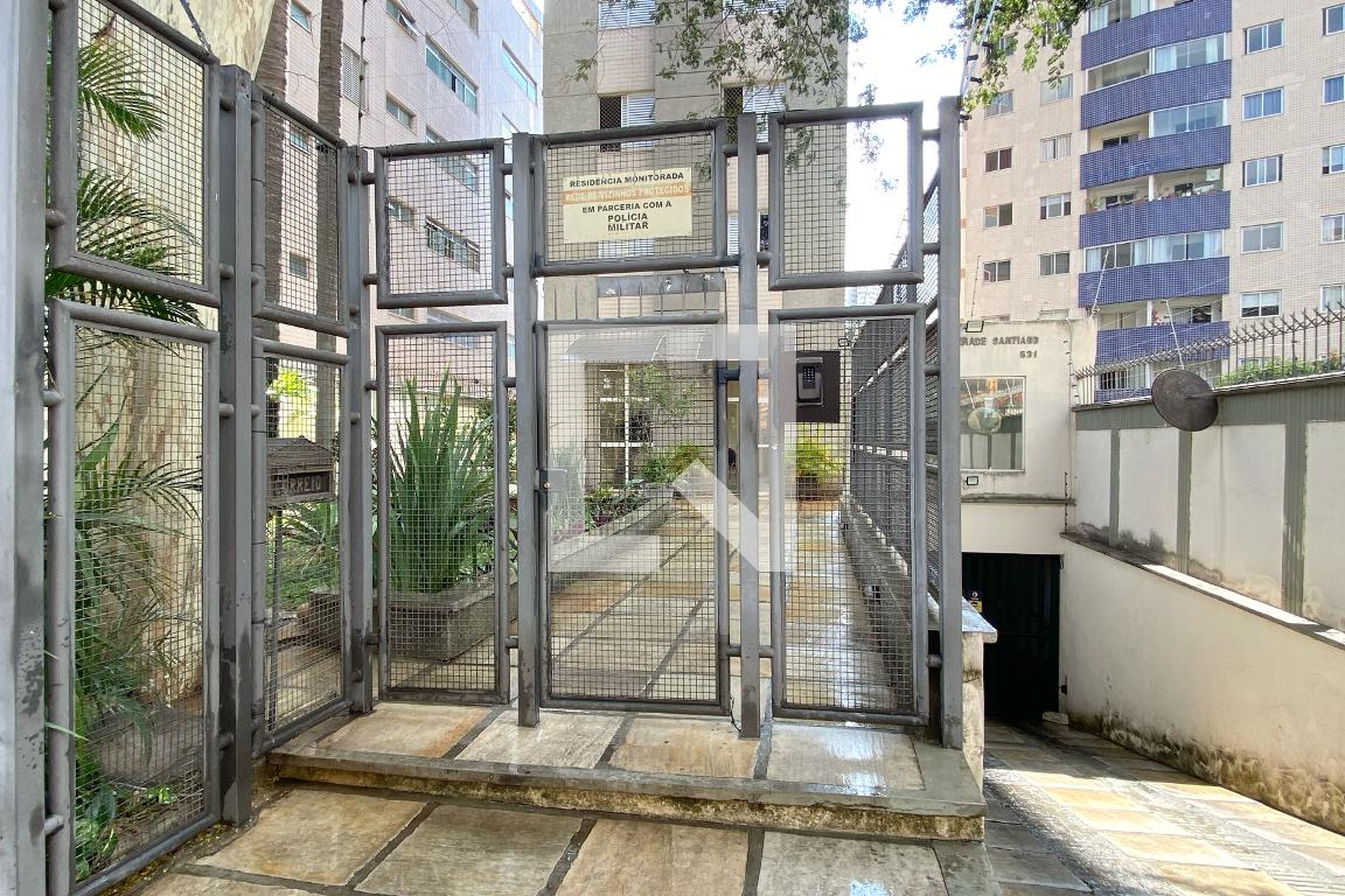 Fachada Condomínio em Rua Iraí, 531