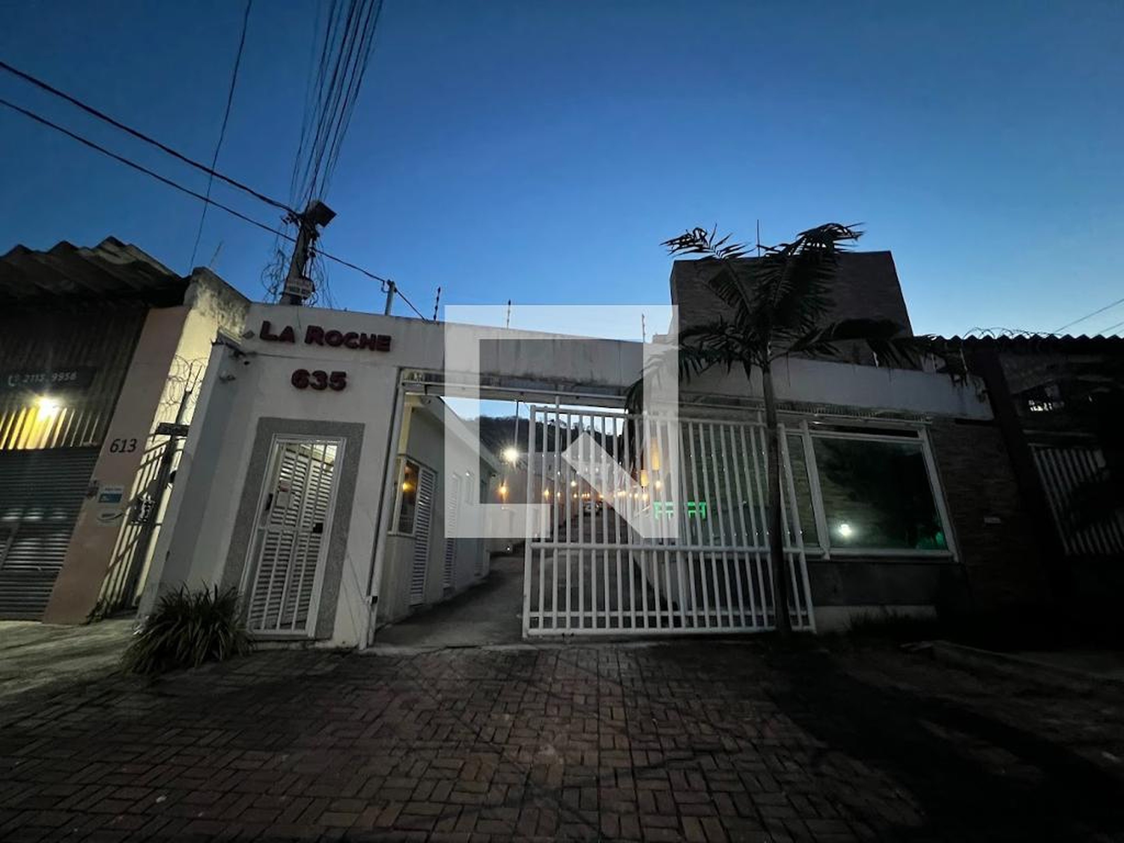 Fachada Condomínio La Roche 635