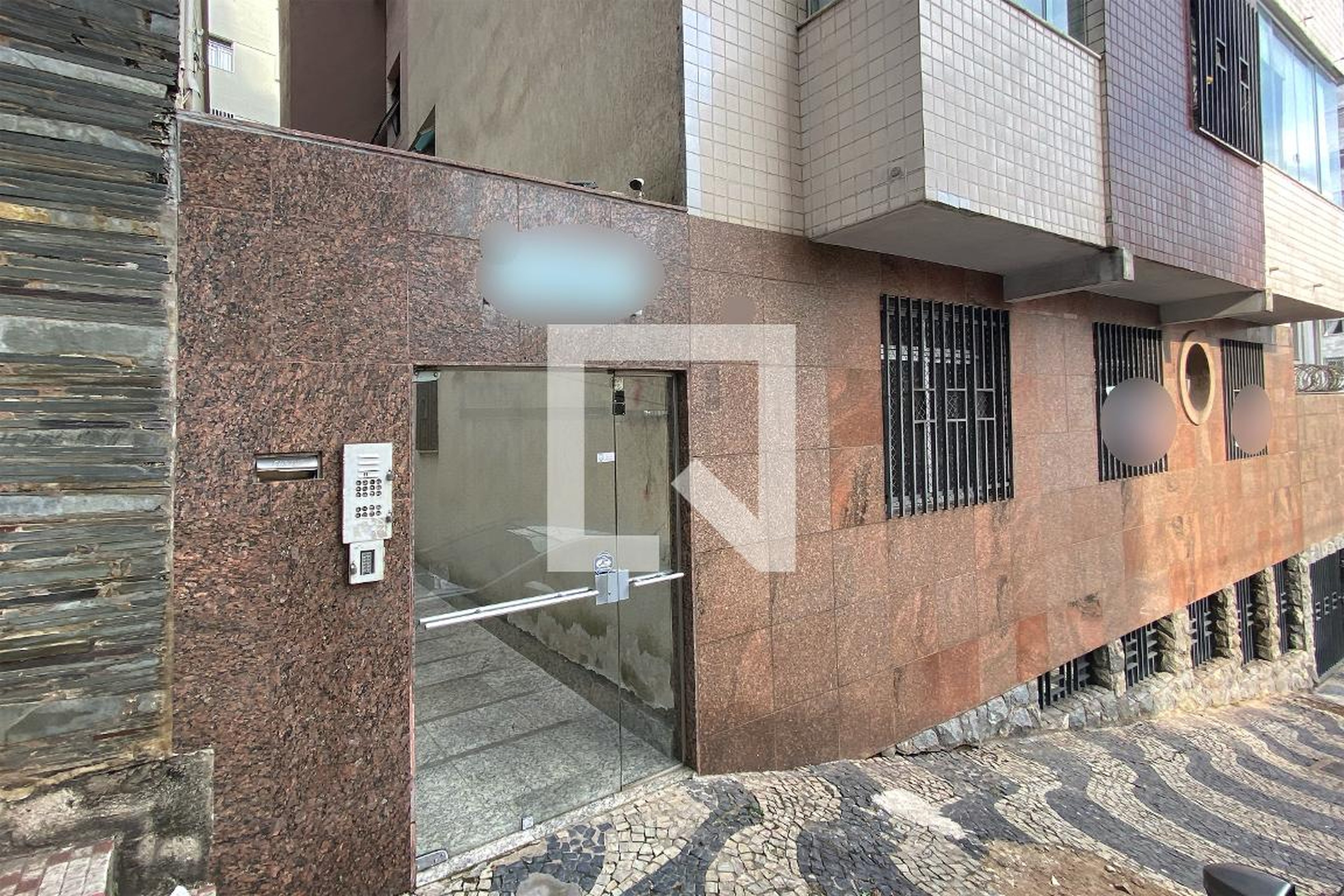 Fachada Condomínio em Benjamim Flores, 105