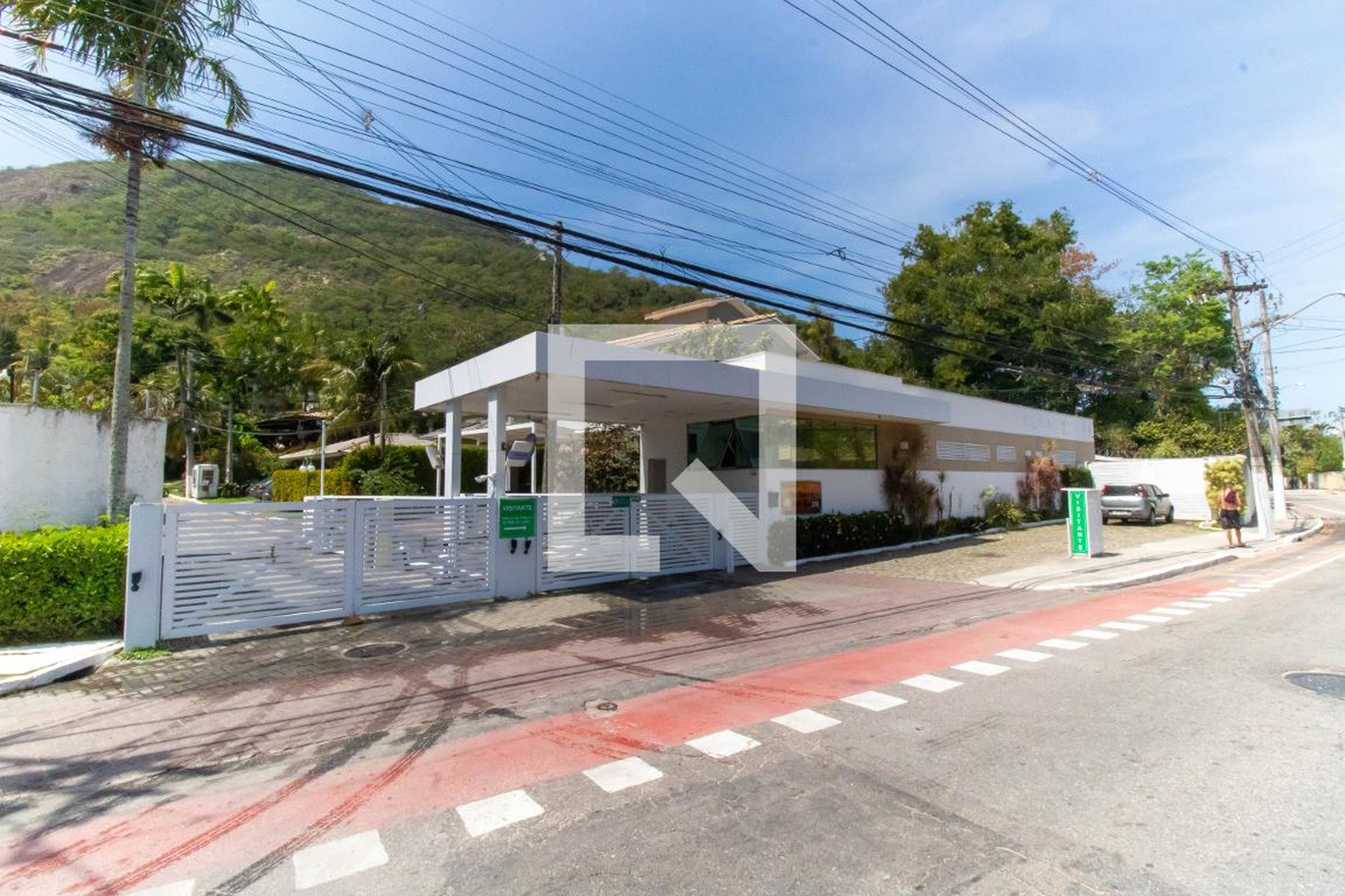 Fachada Condomínio em Rua Matias Sandri, 110