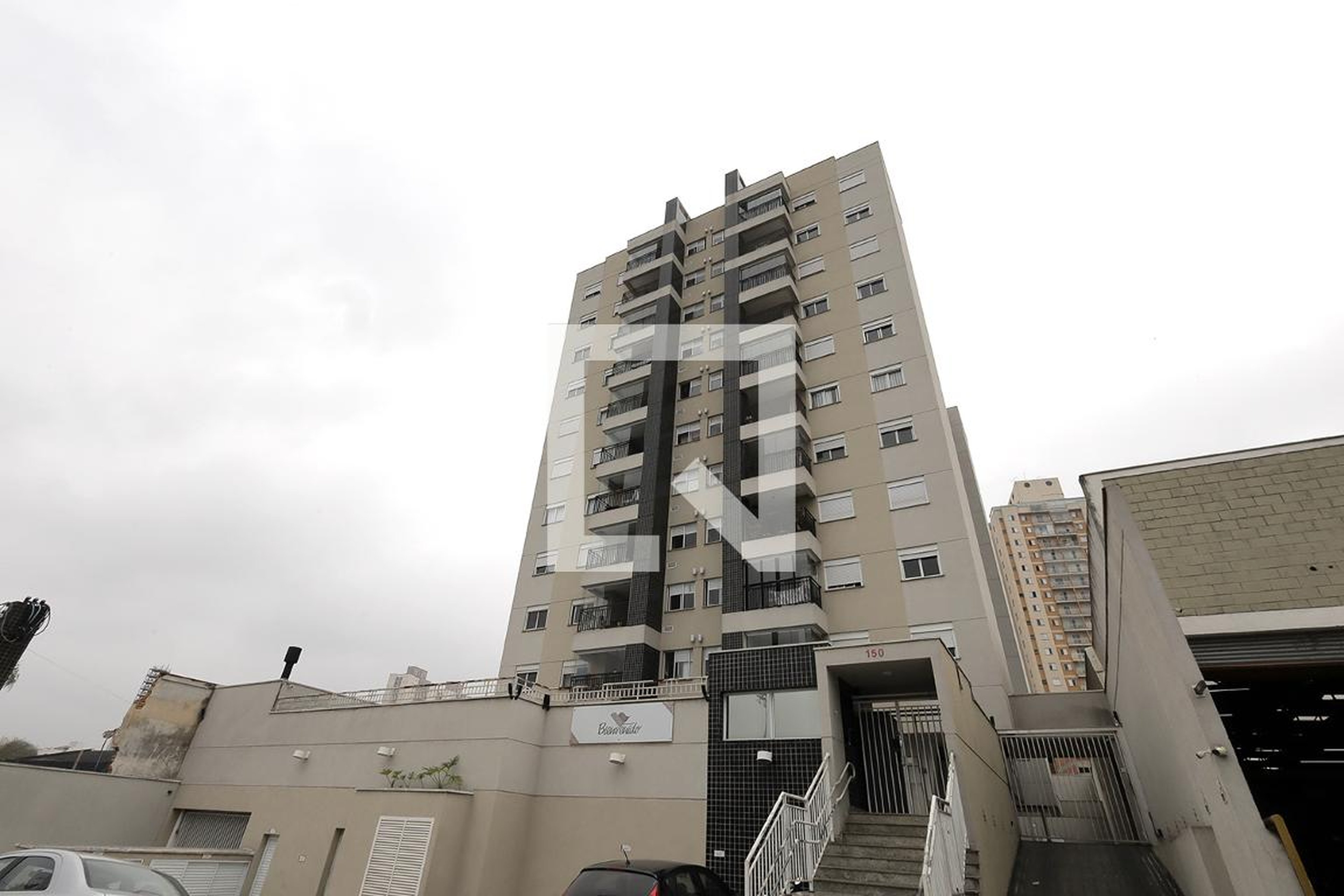 Fachada Residencial Bienvenido