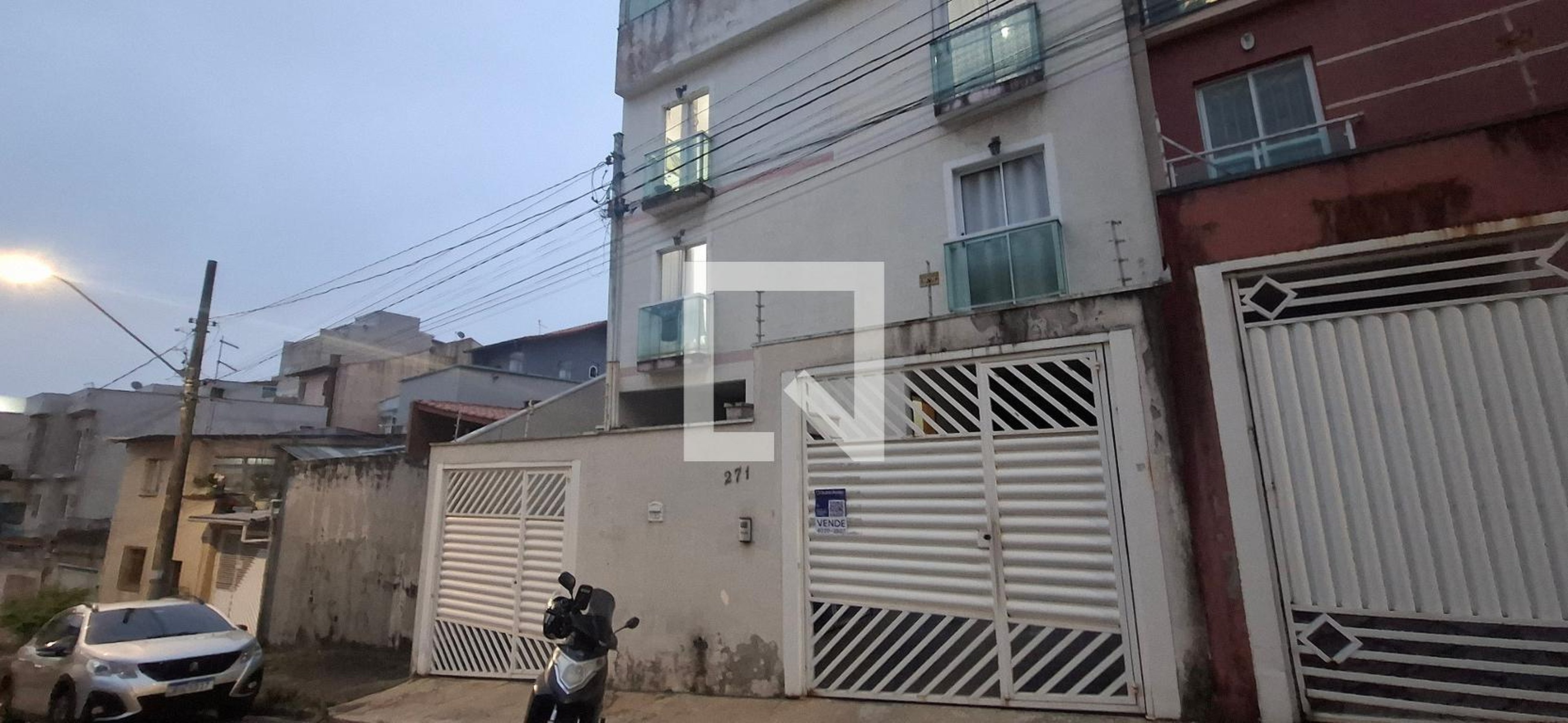 Fachada Condomínio em Travessa Integração, 271