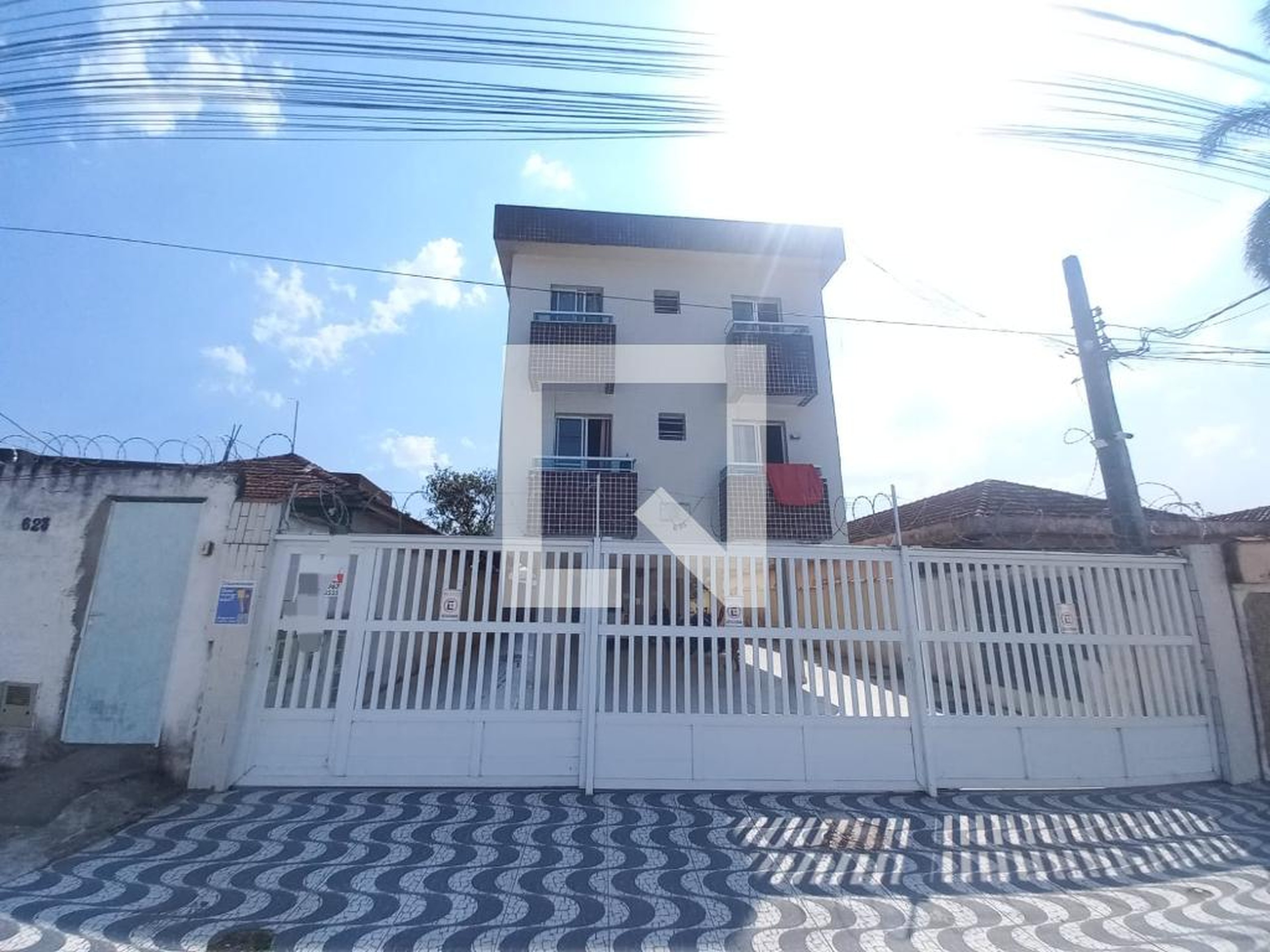 Fachada Condomínio em Rua Tiradentes, 633