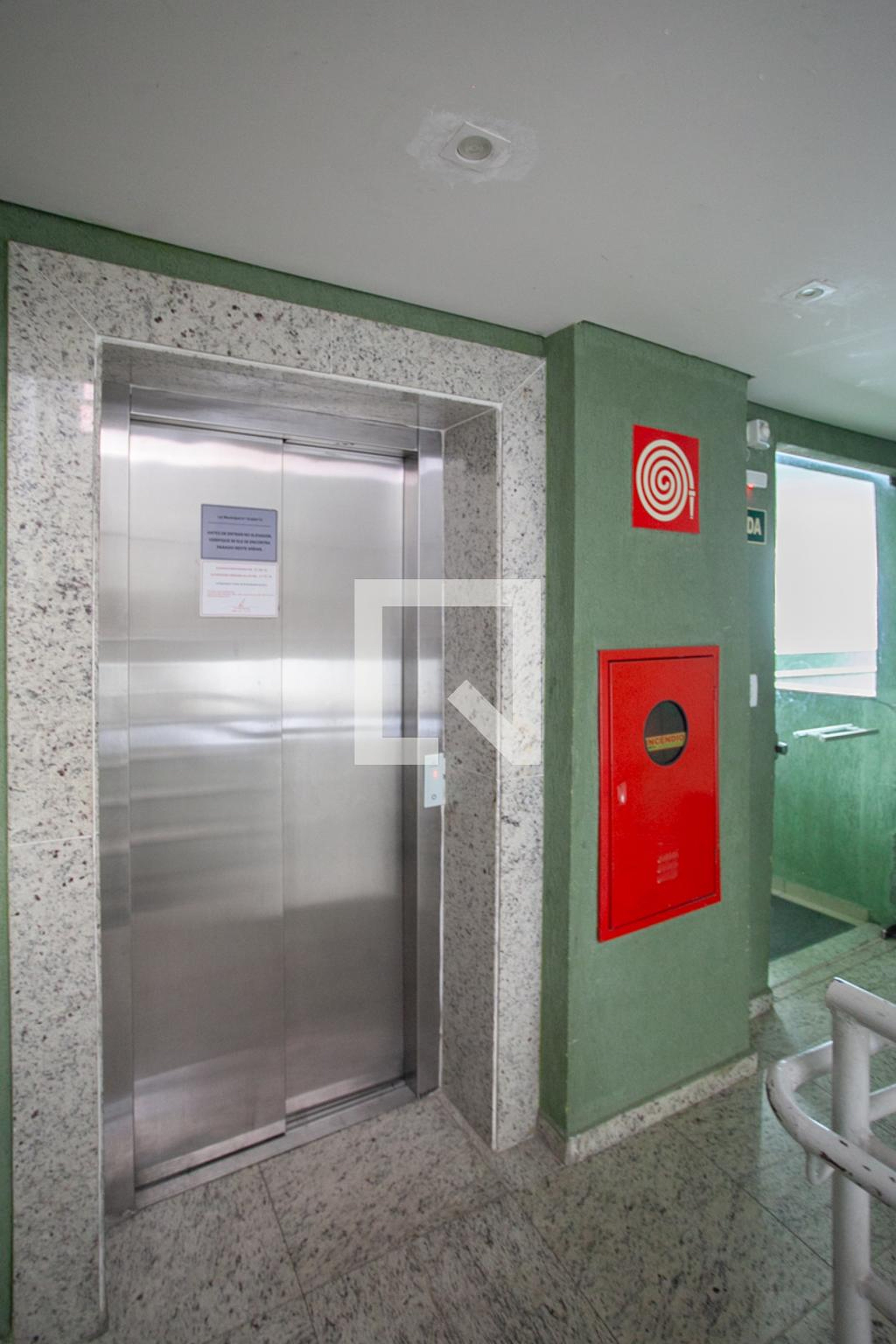 Elevador - Edifício Castelo Ideale