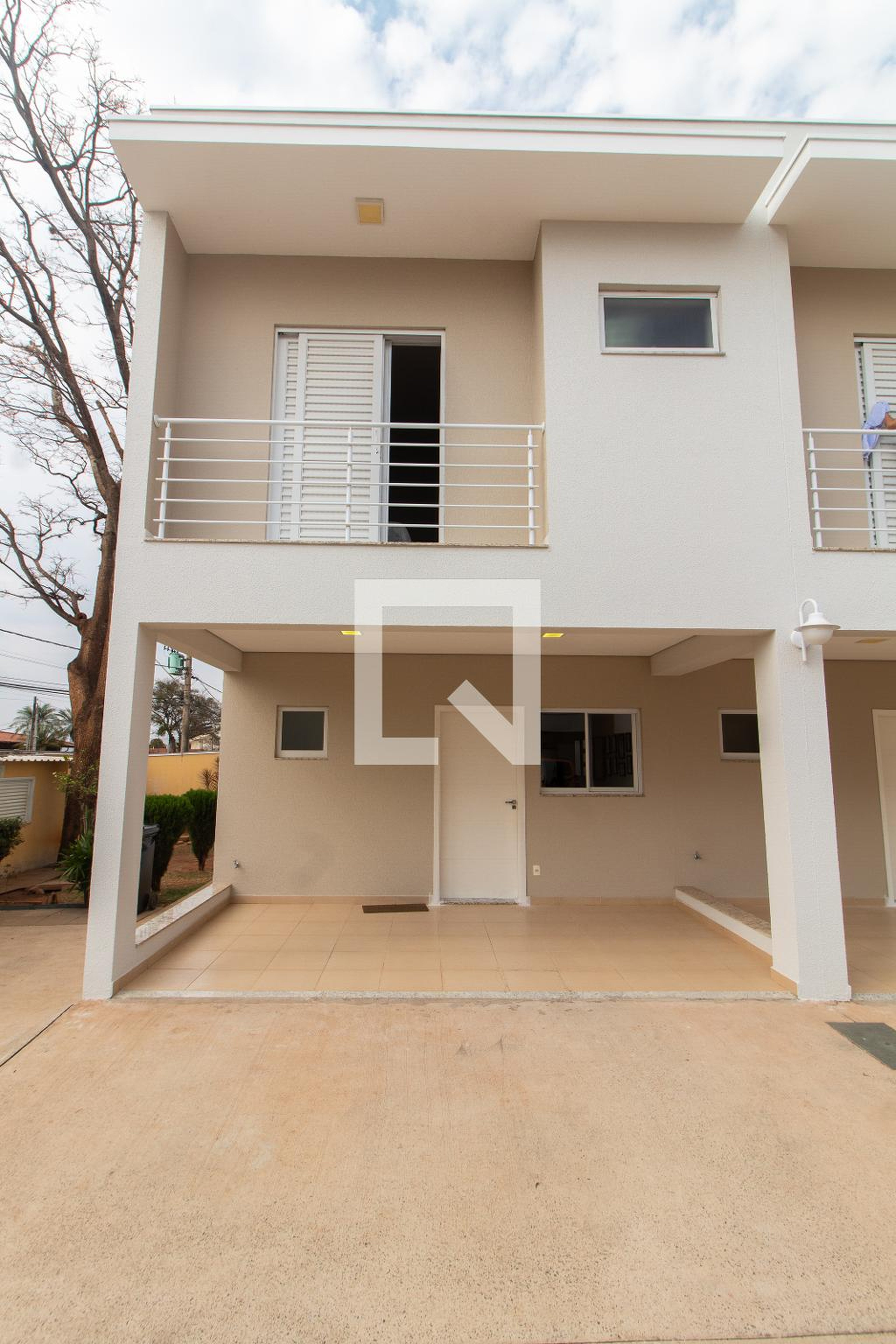 Fachada Residencial Chácara das Flores