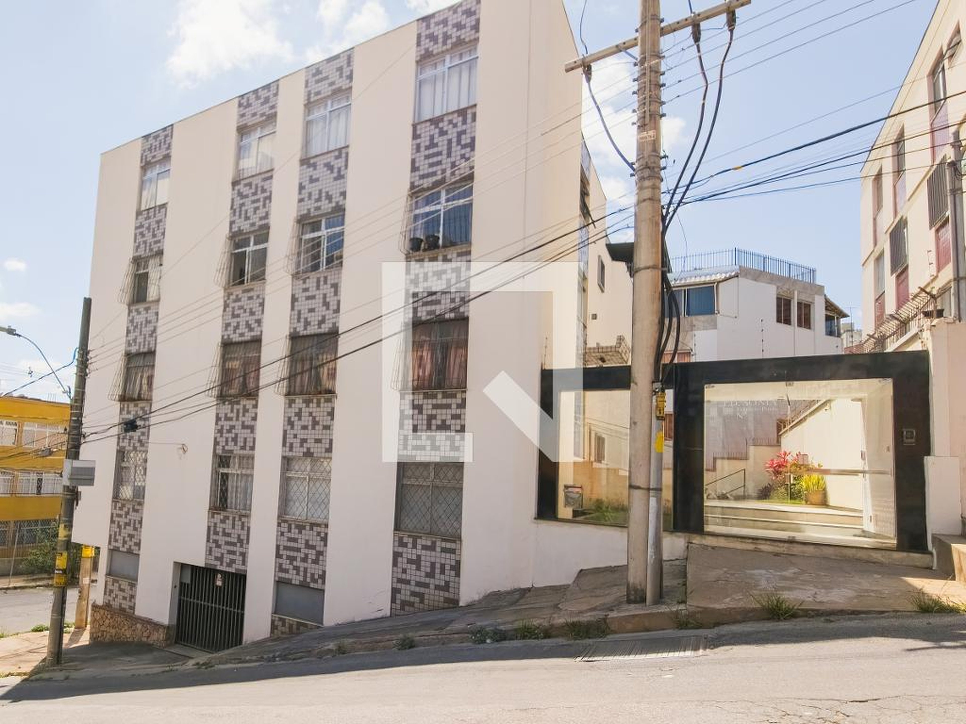 Fachada Condomínio em Rua Martim Francisco, 579