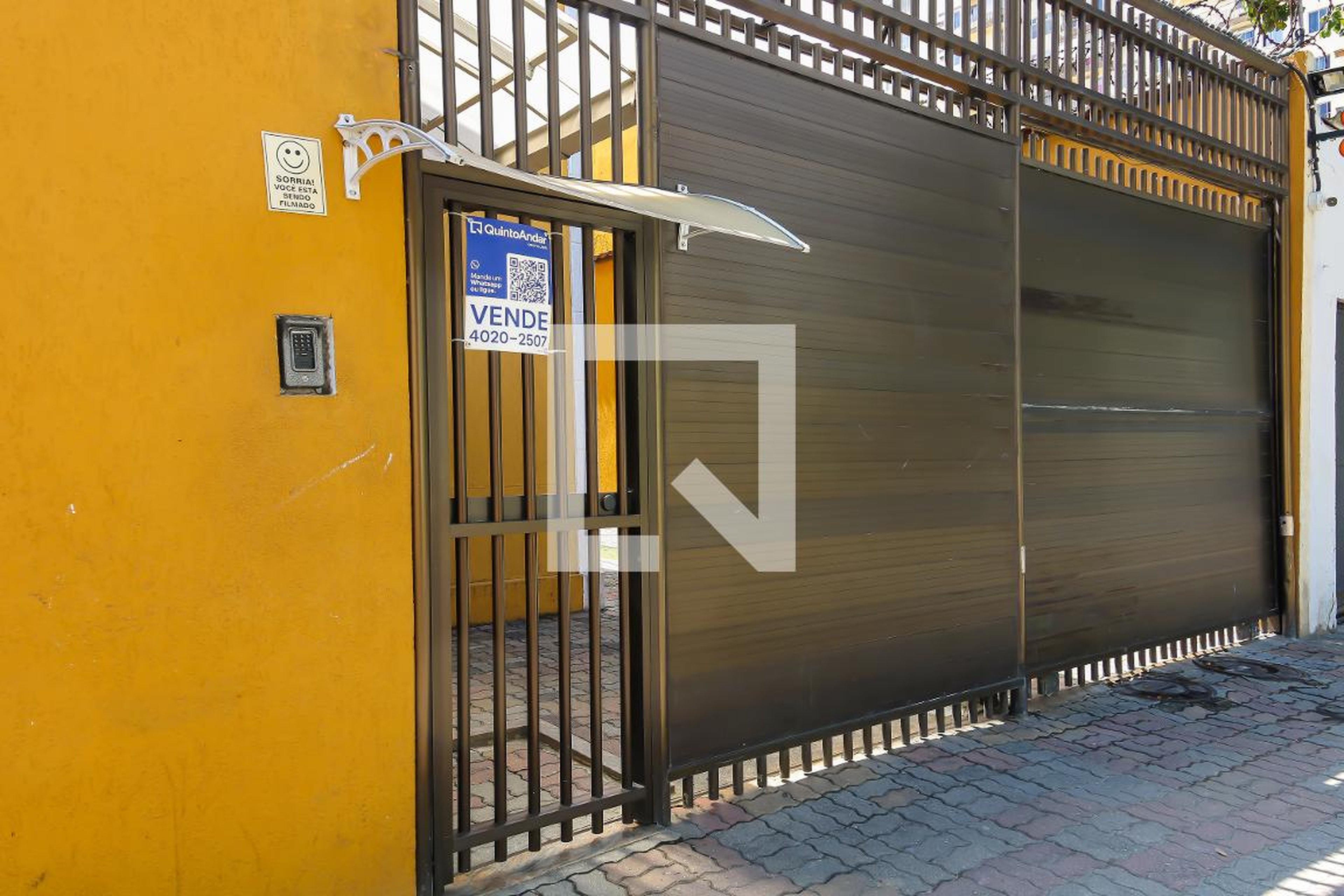 Fachada Condomínio em Rua Cirne Maia, 108