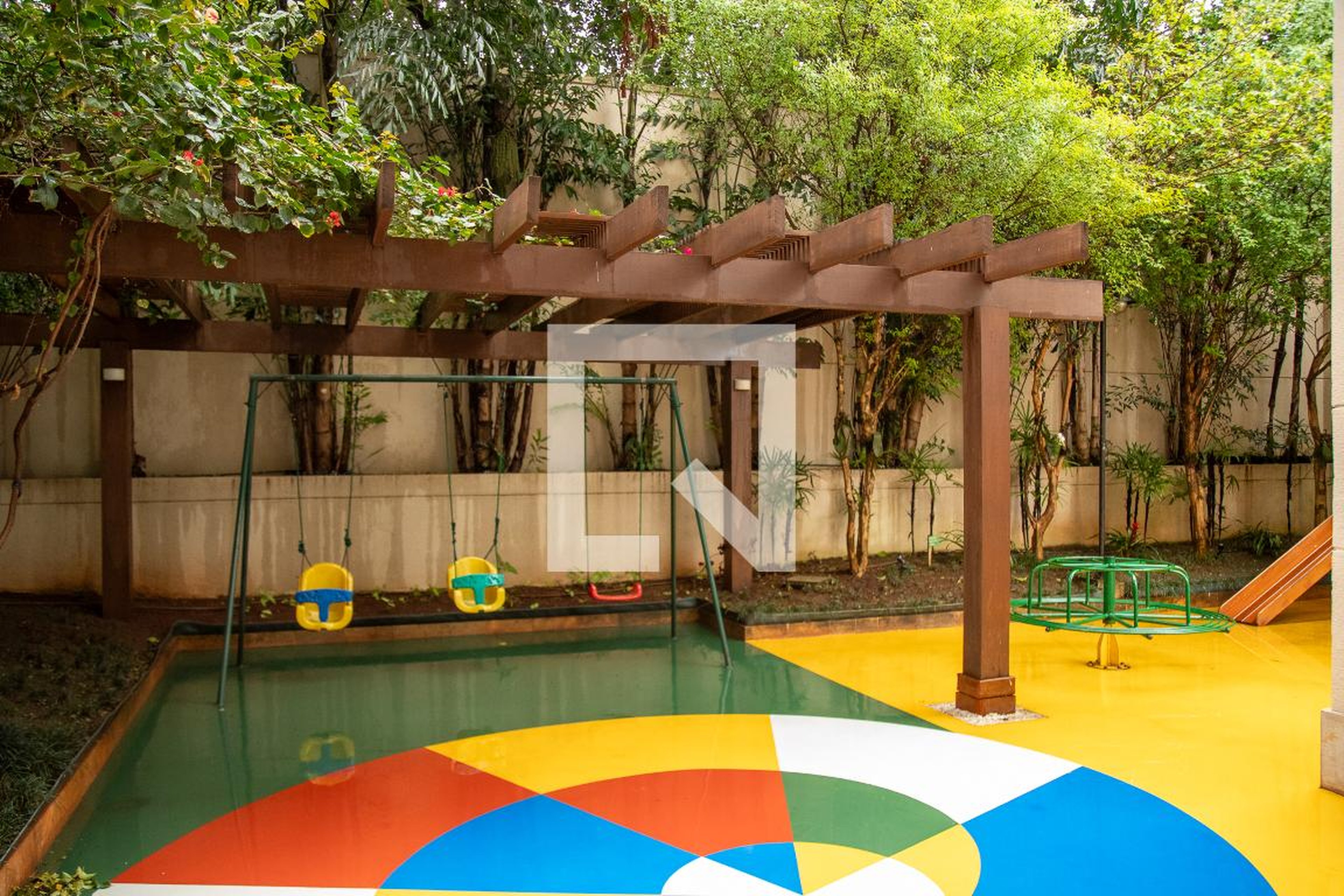 Playground - Particolare