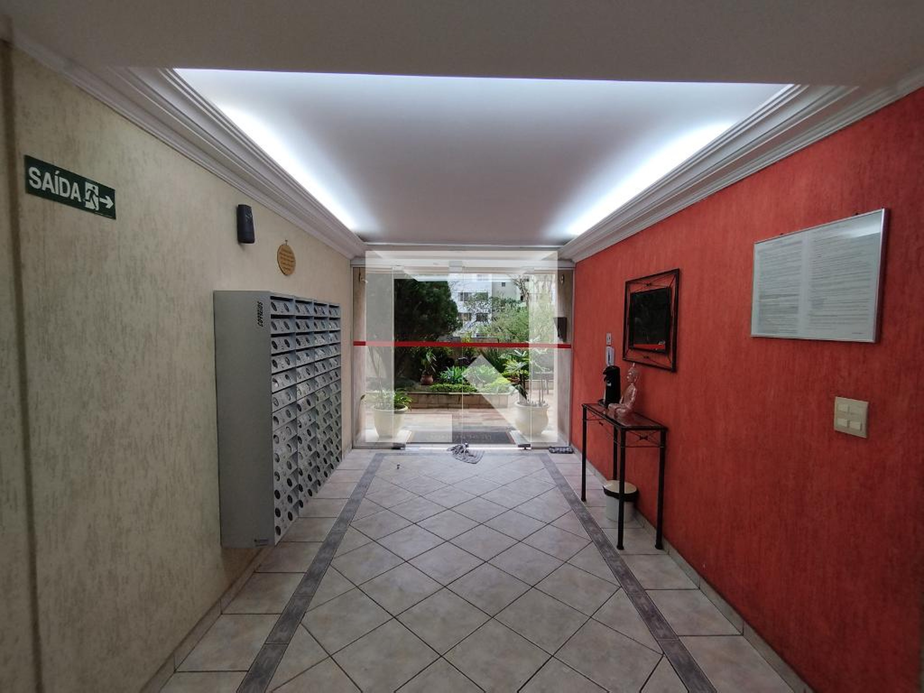 Hall de entrada - Angela Maria da Silva Corrêa Pando