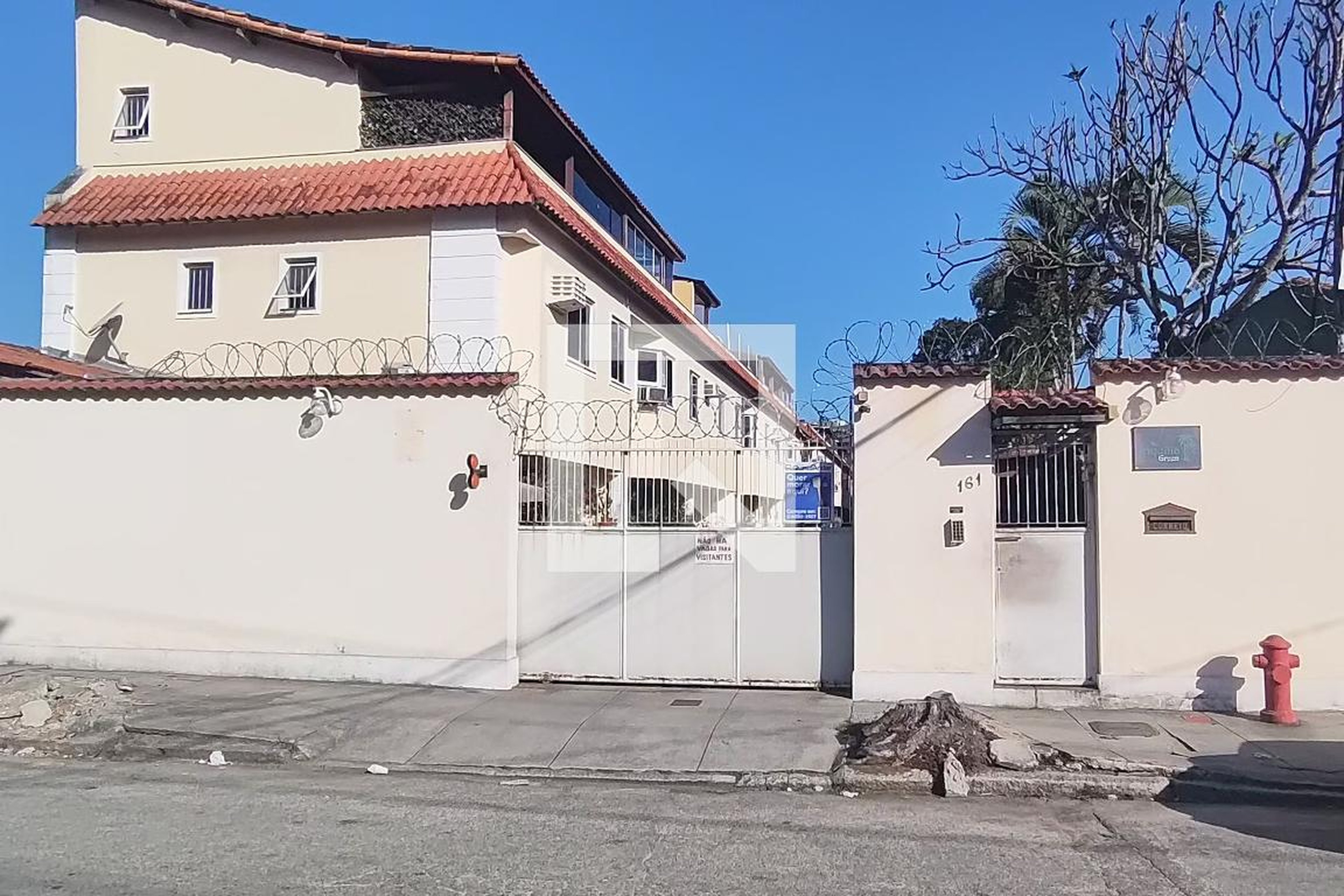 Fachada Condomínio em Rua Iriquitiá, 161