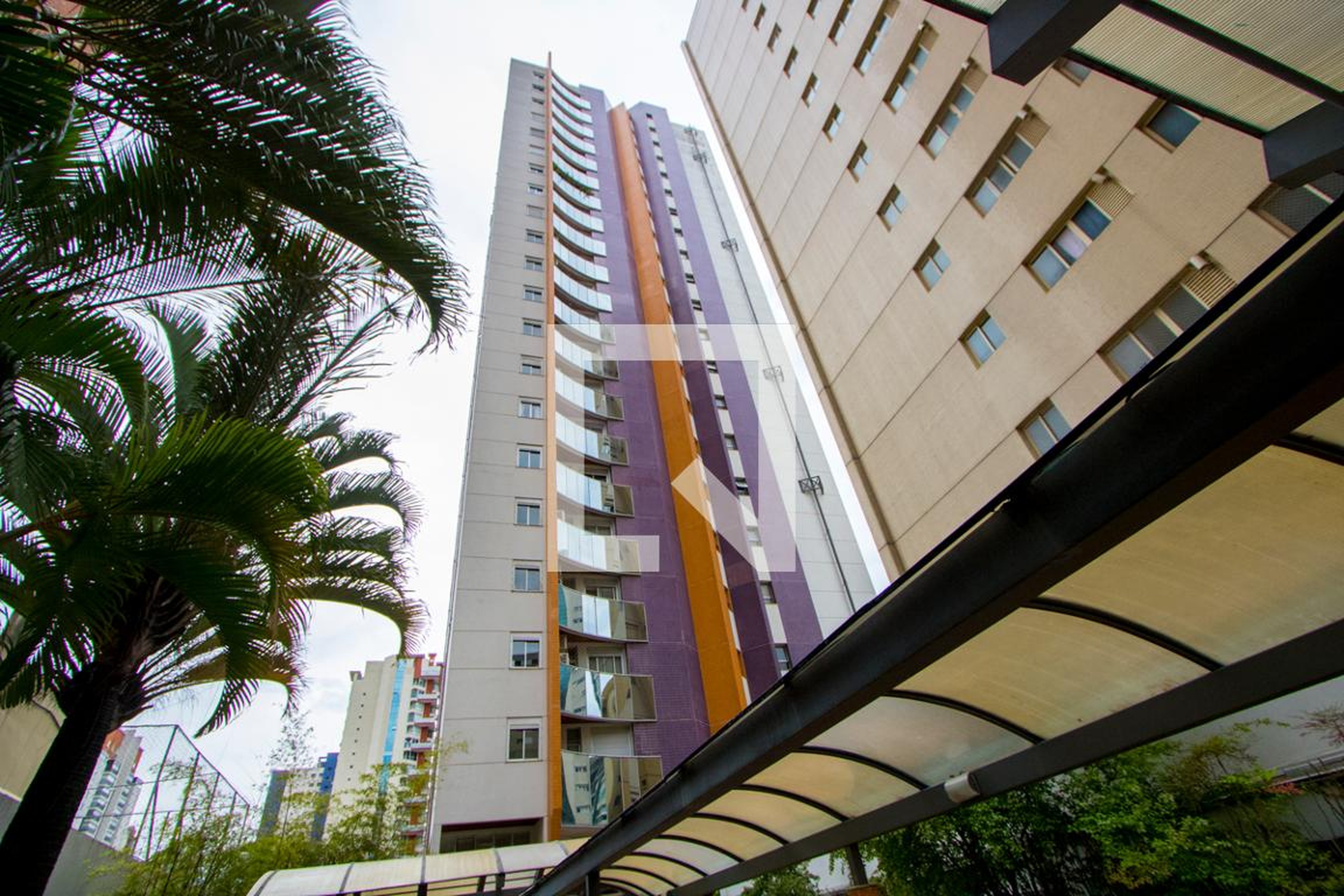 Fachada do prédio Condomínio Maison Champs Elysees