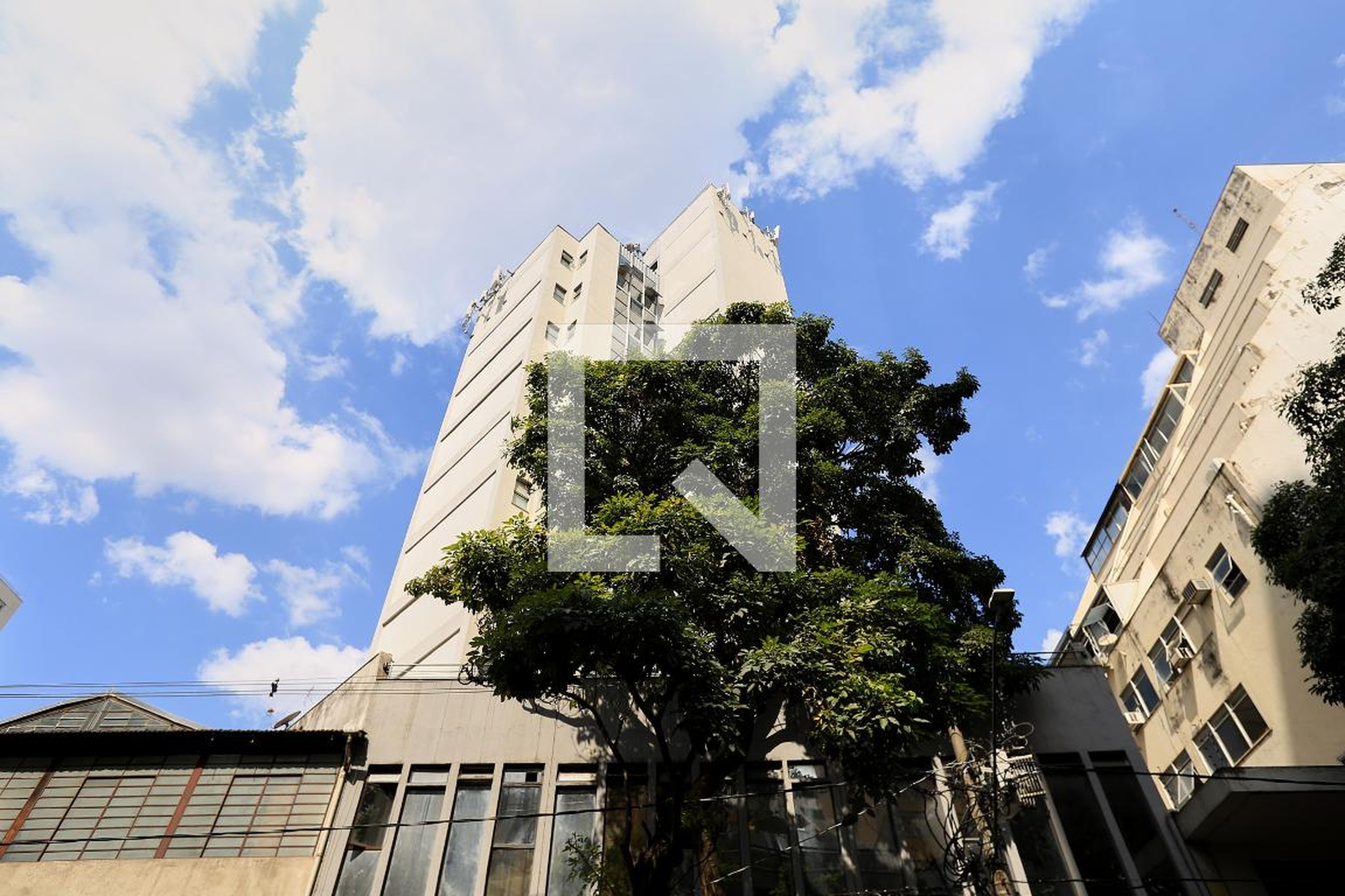 Fachada Condomínio em Rua São Paulo, 1631