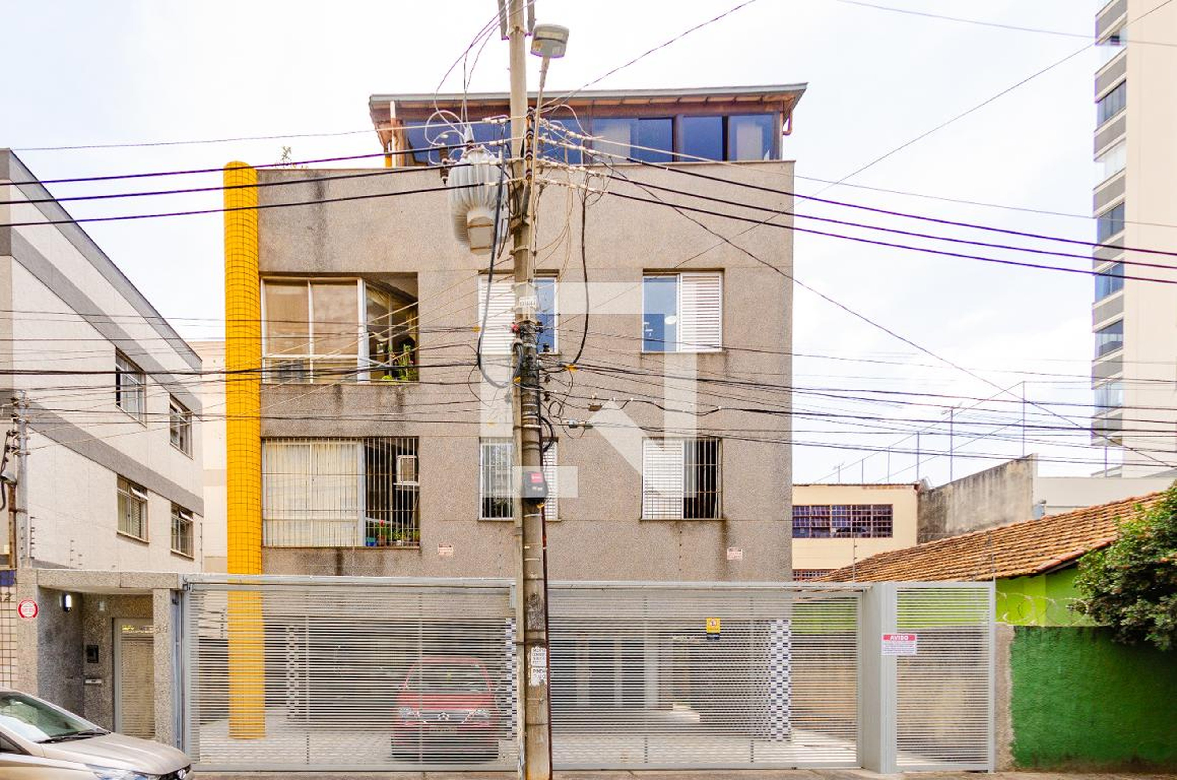 Fachada Condomínio em Rua Gilberto Corrêa e Castro, 54