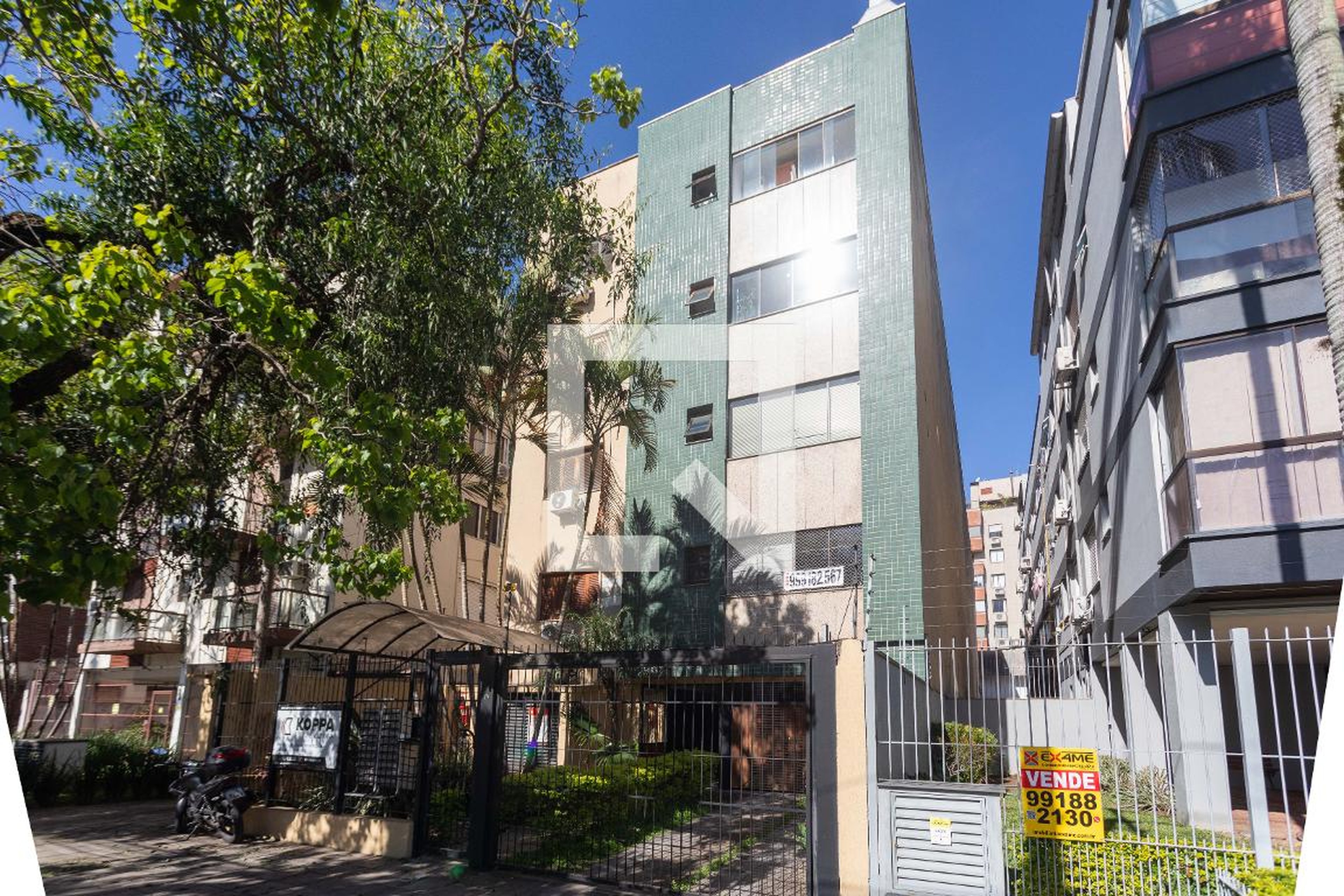 Fachada do Prédio Condomínio em Avenida Coronel Lucas de Oliveira, 2824