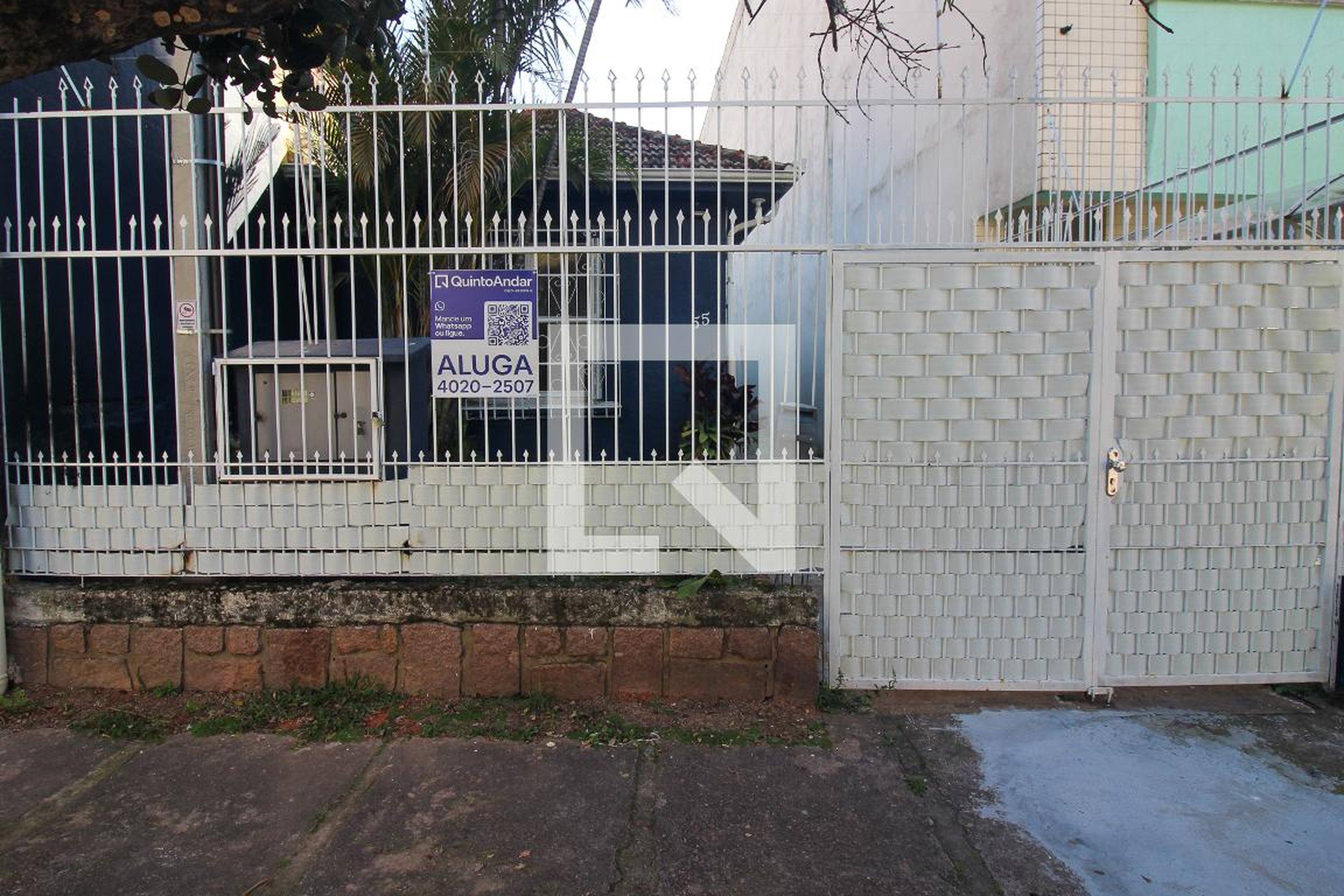 Fachada do condomínio Condomínio em Rua Nunes Machado, 55