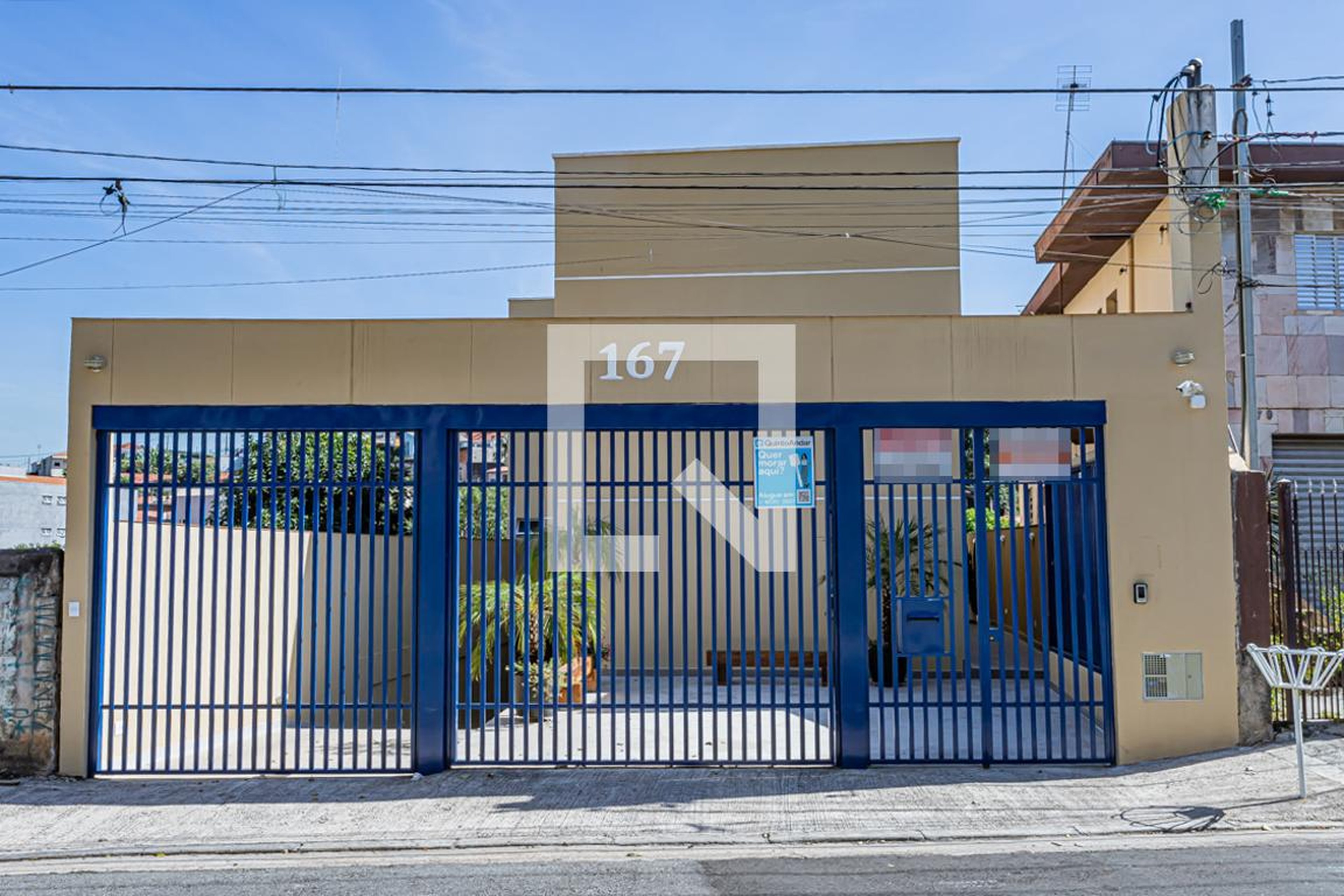 Fachada Condomínio em Rua Itapiraco, 167