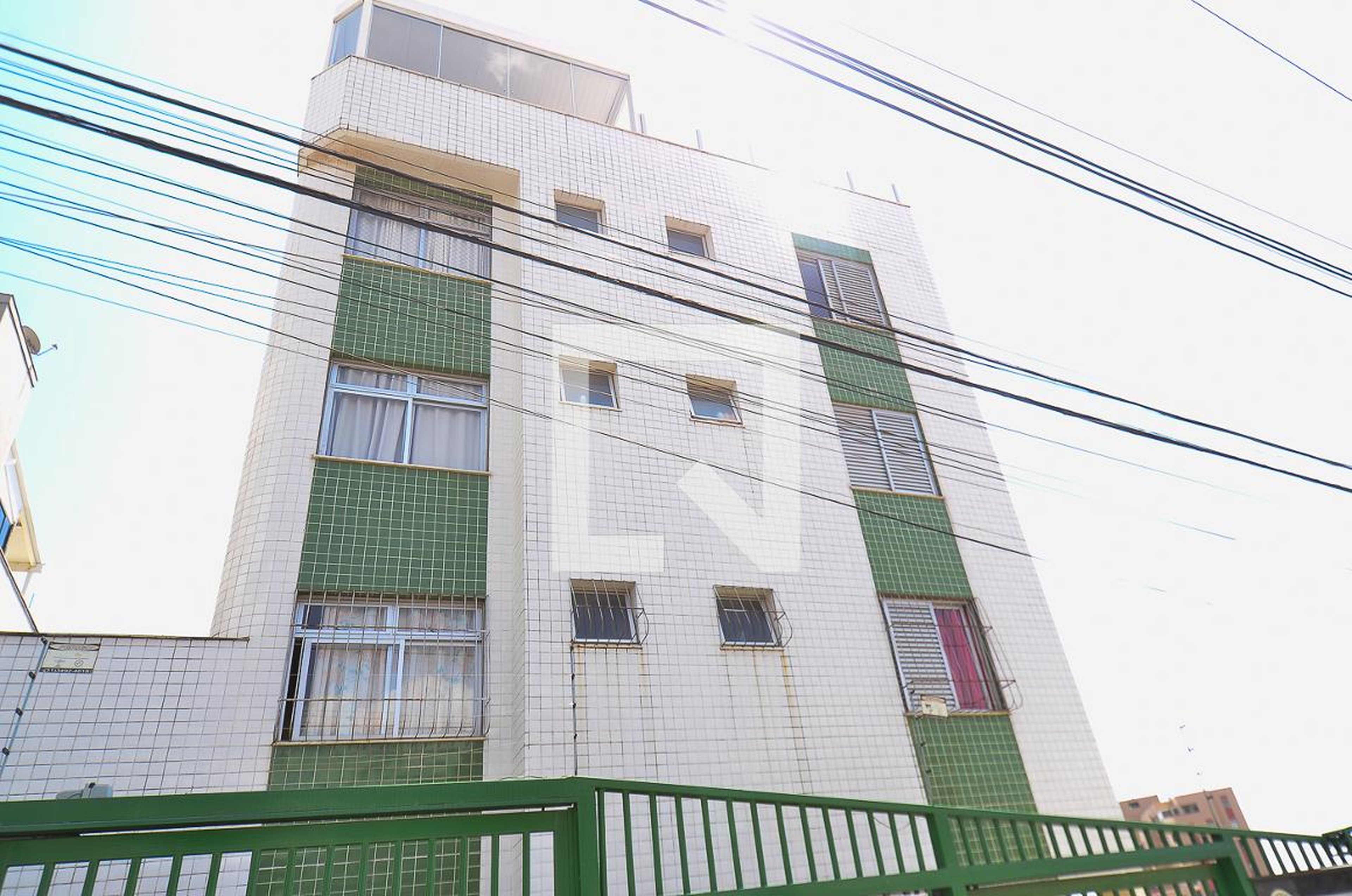 Fachada Condomínio em Rua Itaí, 556