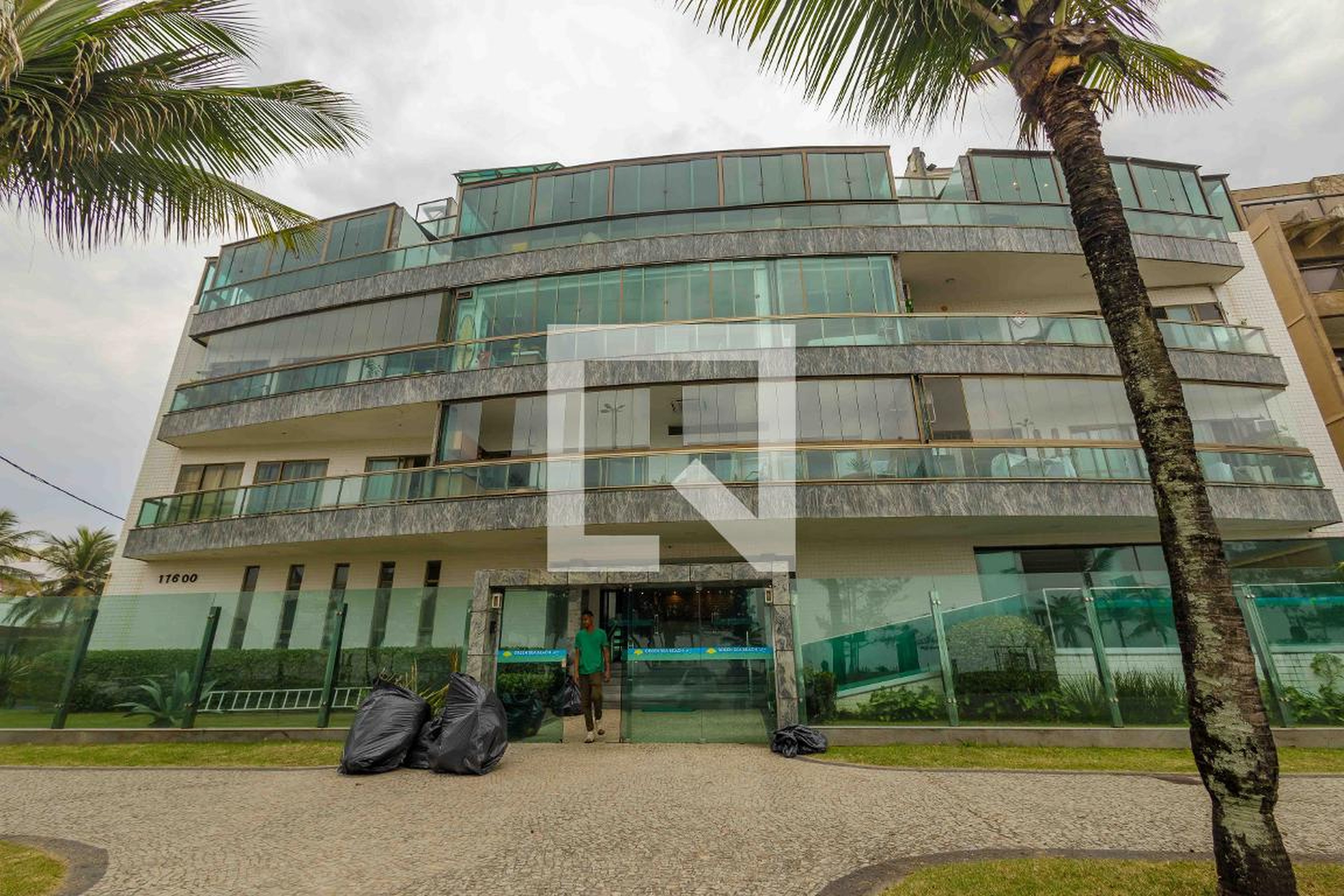 Fachada Condomínio Green Sea Beach