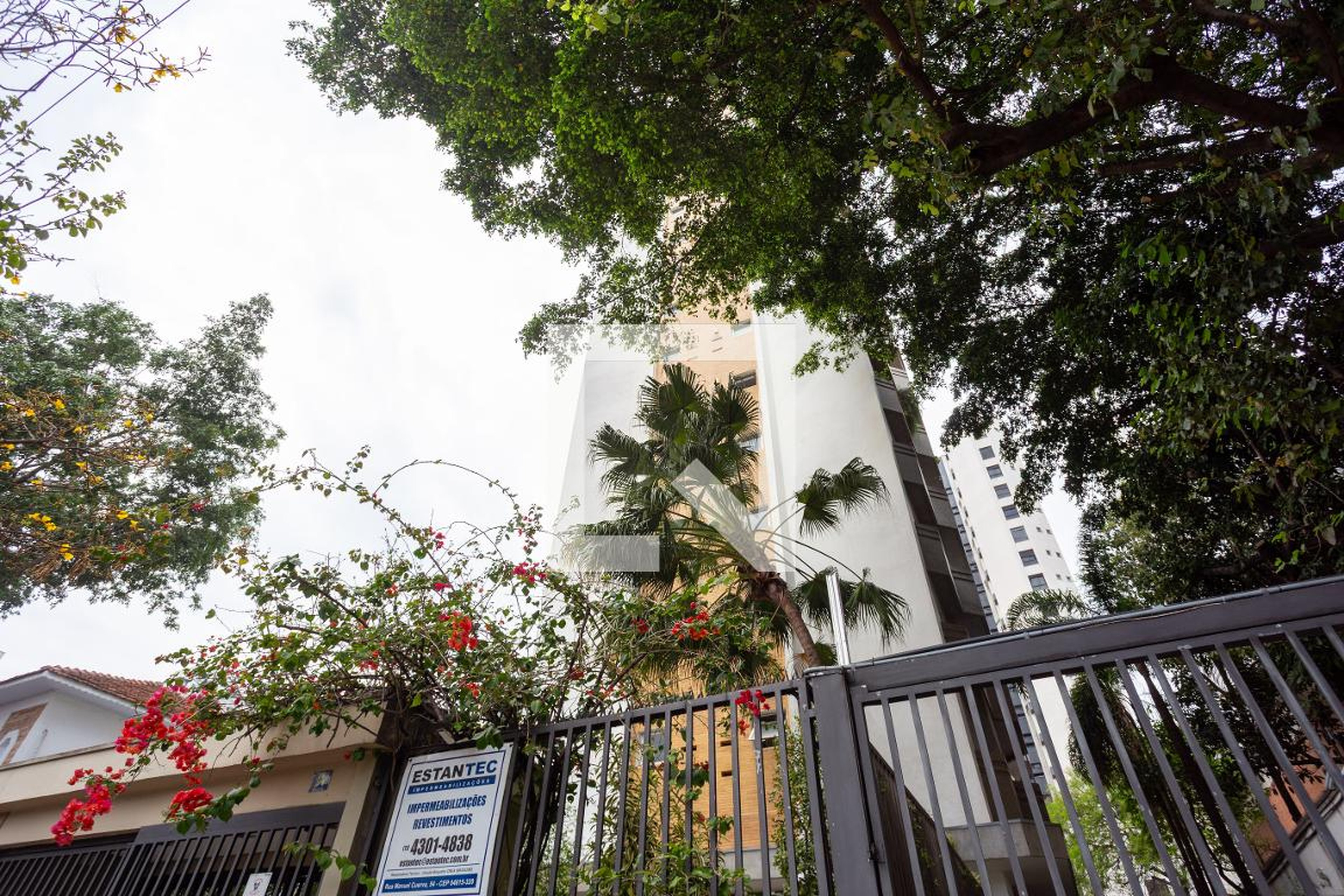 Fachada do Prédio Condomínio Michelle