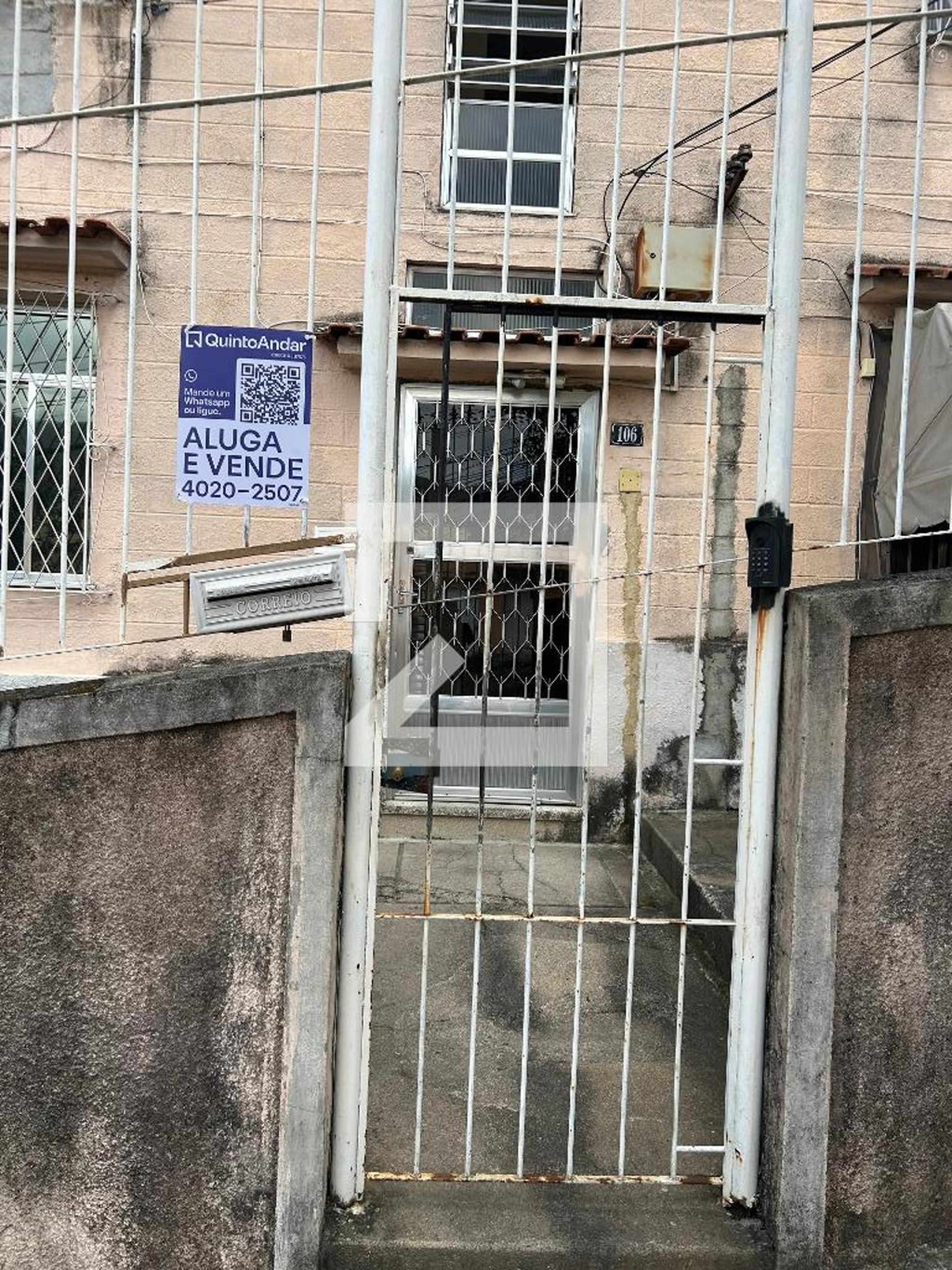 Fachada Condomínio em Rua Pernambuco, 106