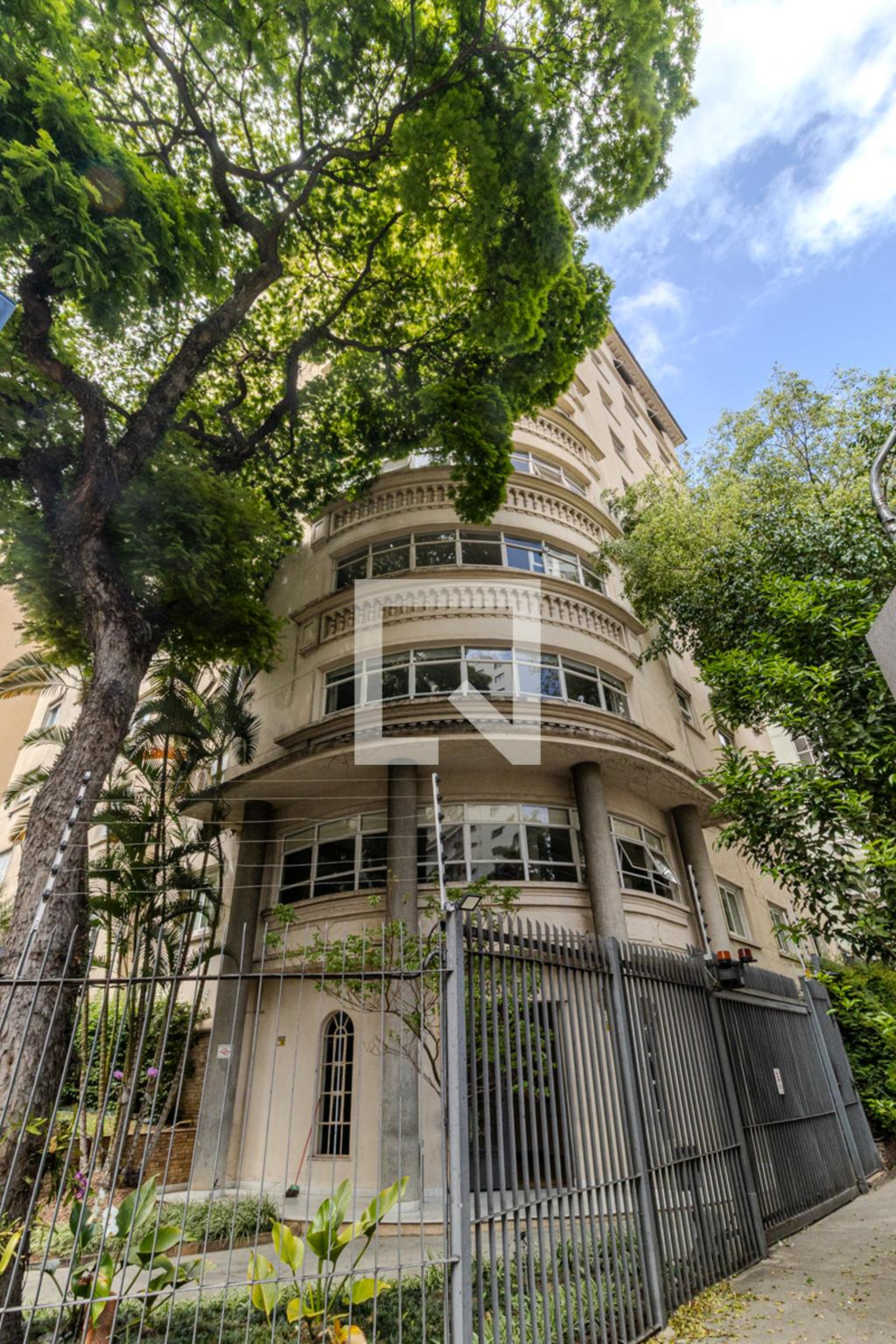 Fachada Condomínio Versalles