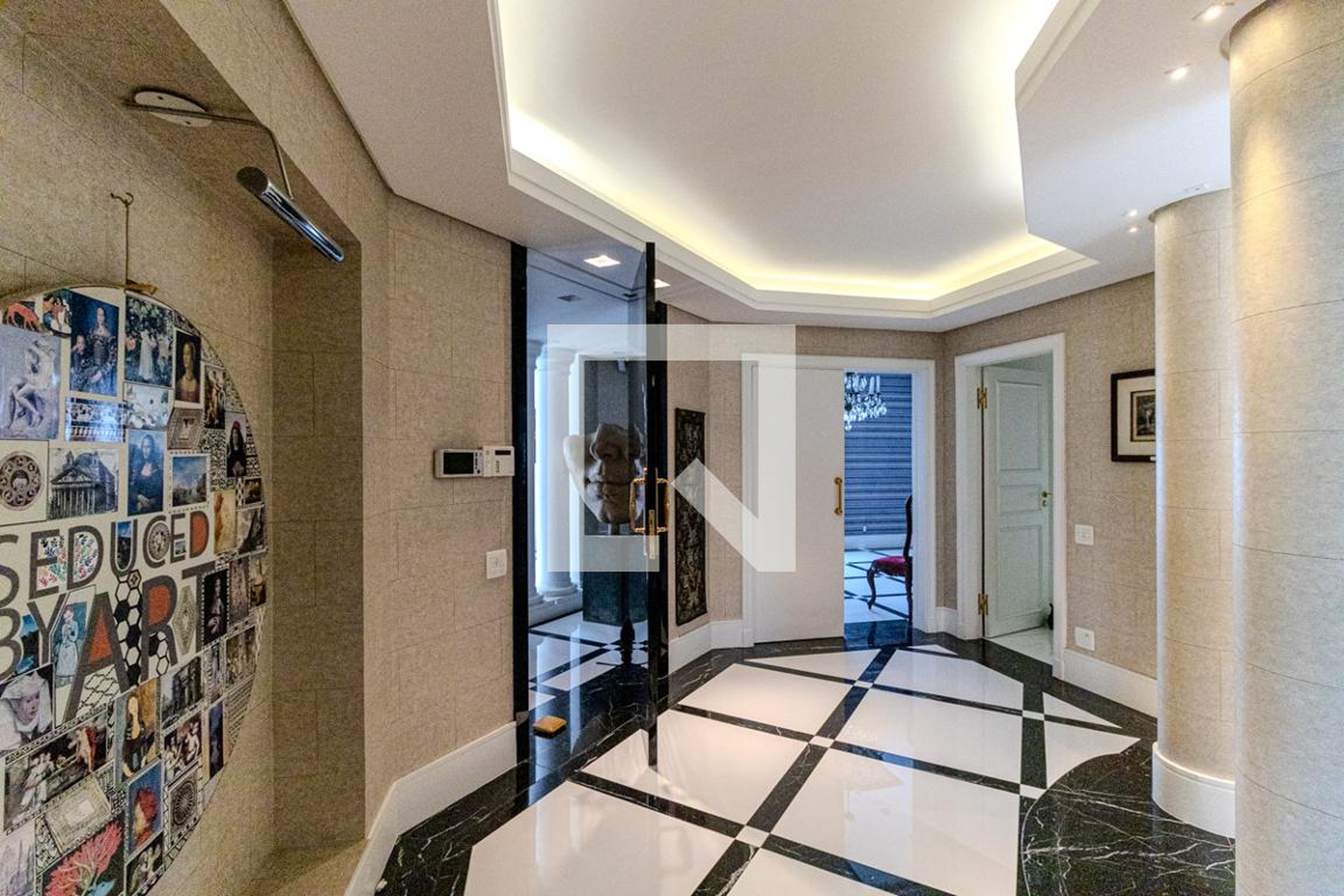 Hall de Entrada - Versalles