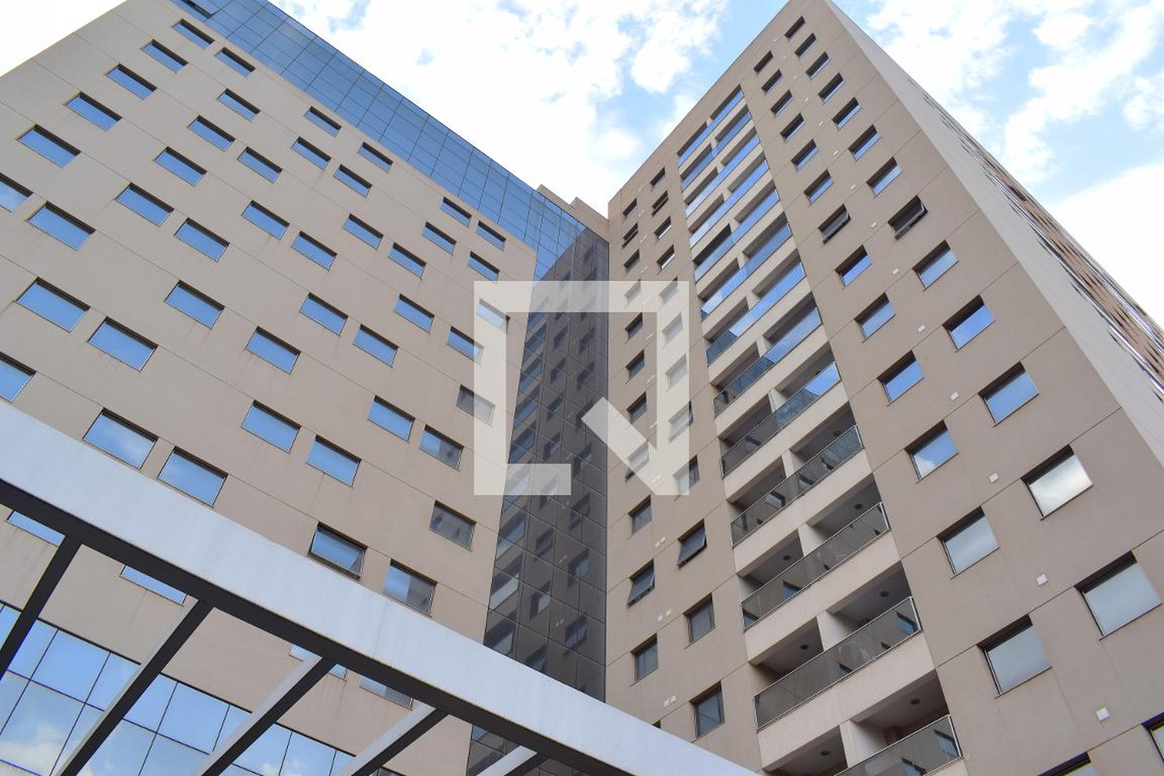 Fachada do Prédio Condomínio HUB Long Stay