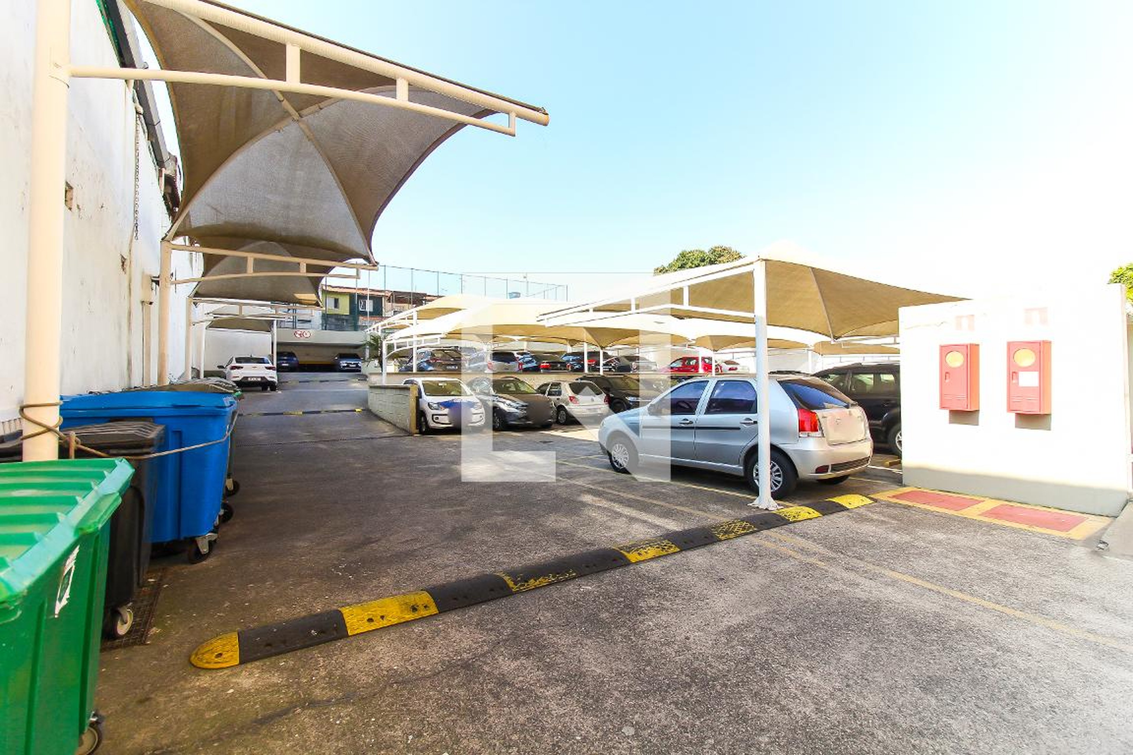 Estacionamento - New Century