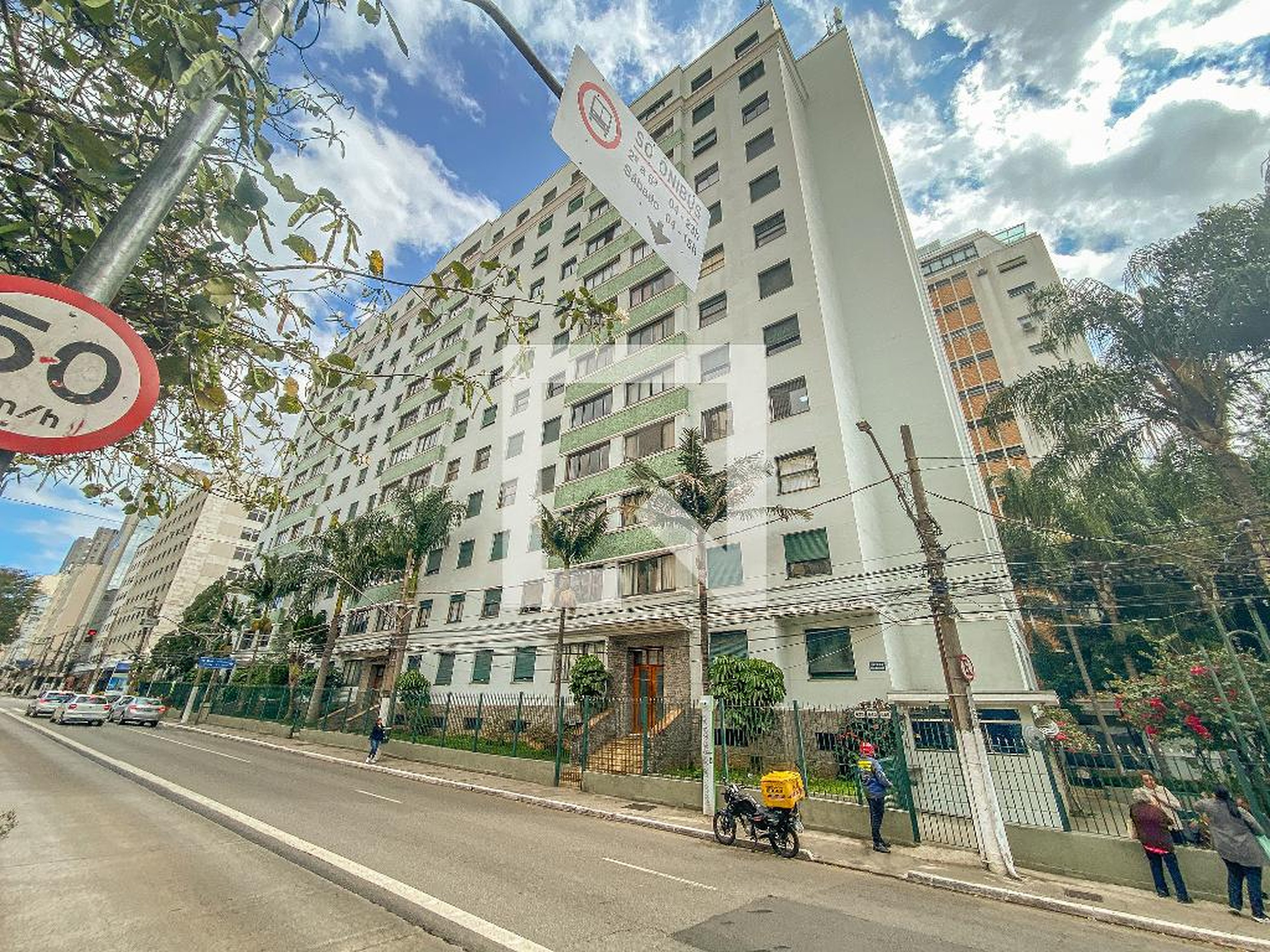 Fachada Edifício 16 de Abril