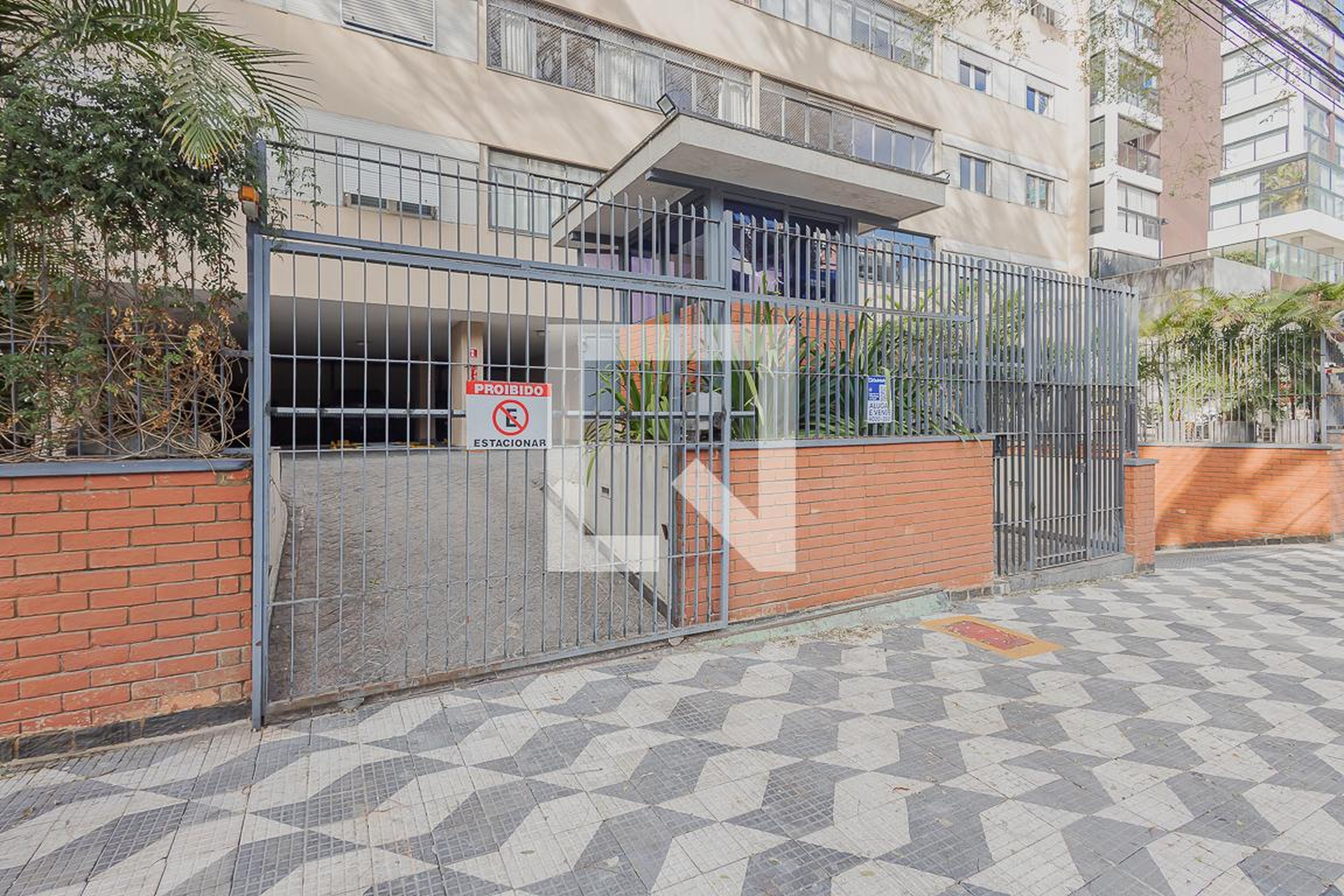 Fachada Condomínio Pinto Alves