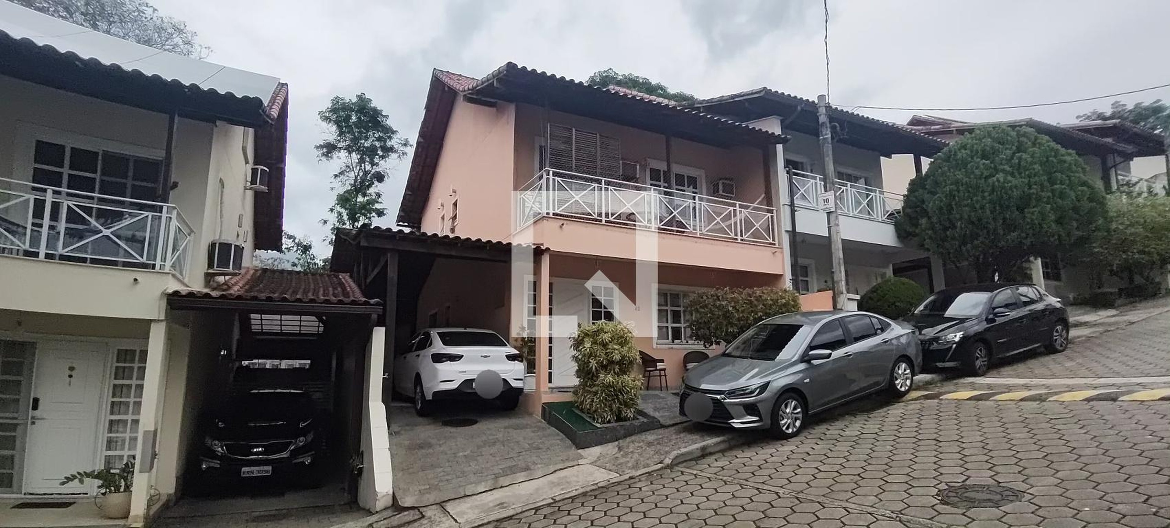 Fachada Condomínio Vale Suiço