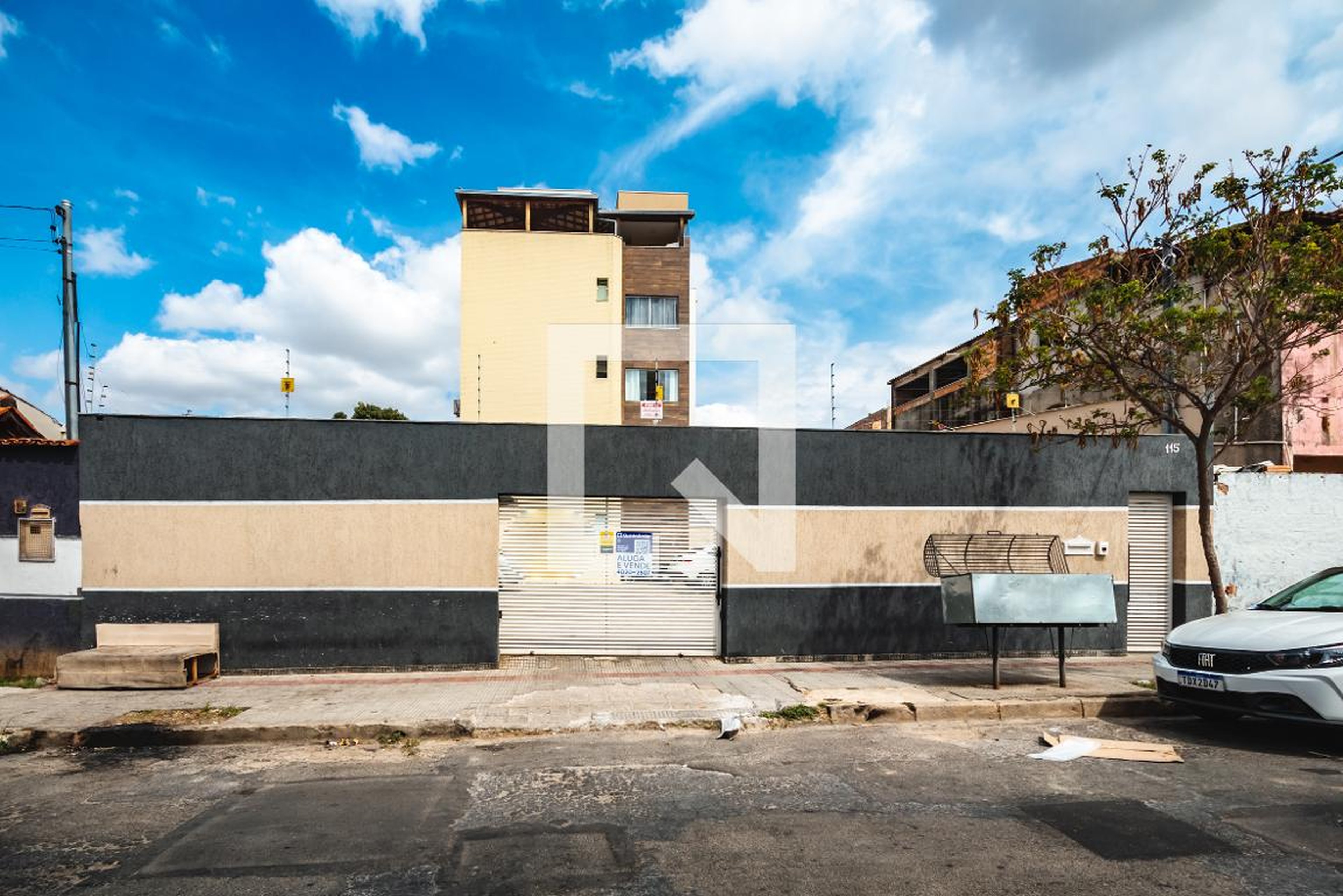 Fachada Condomínio em Rua João Alves Teixeira, 115