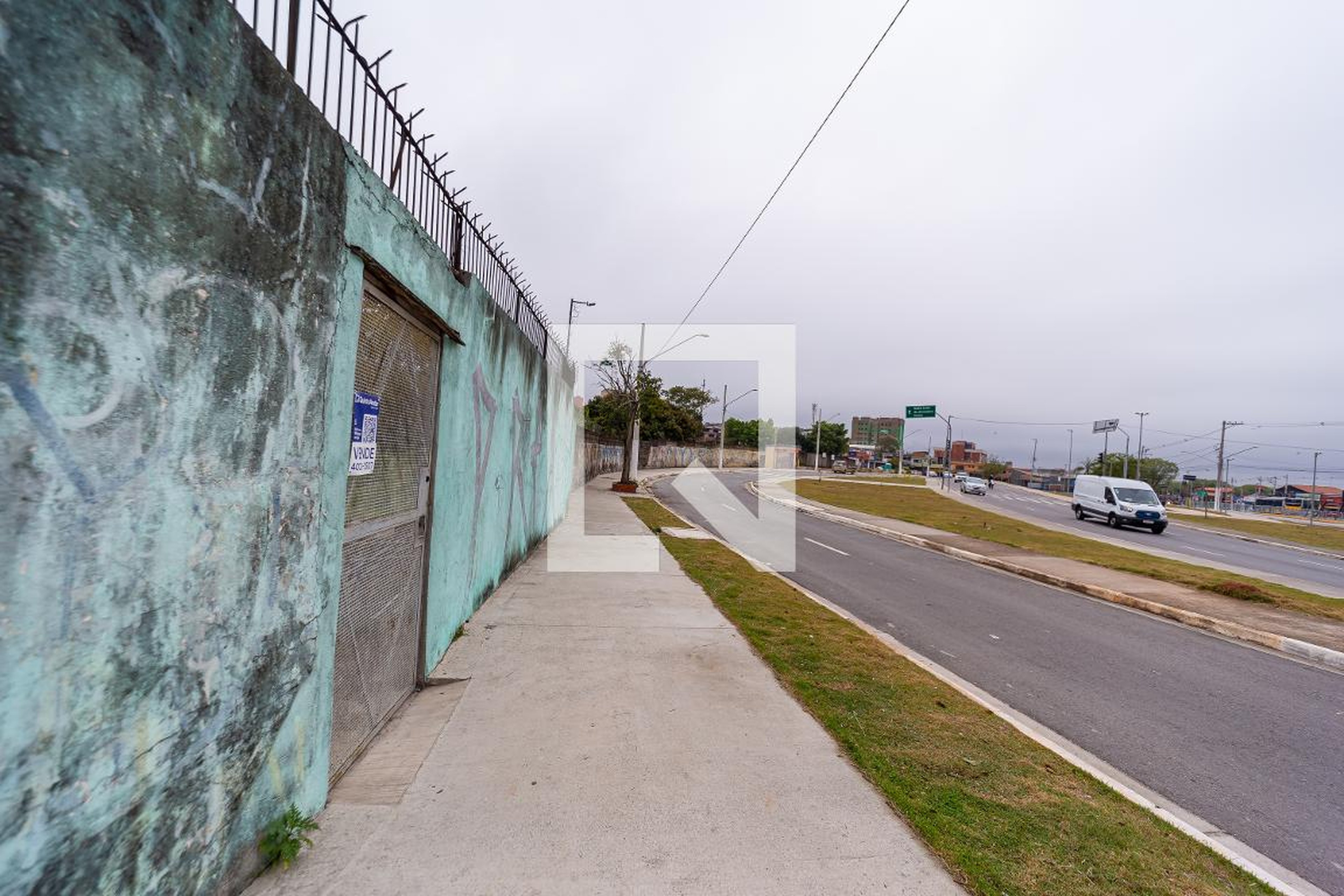 Fachada Condomínio em Rua Elias Mertel, 87