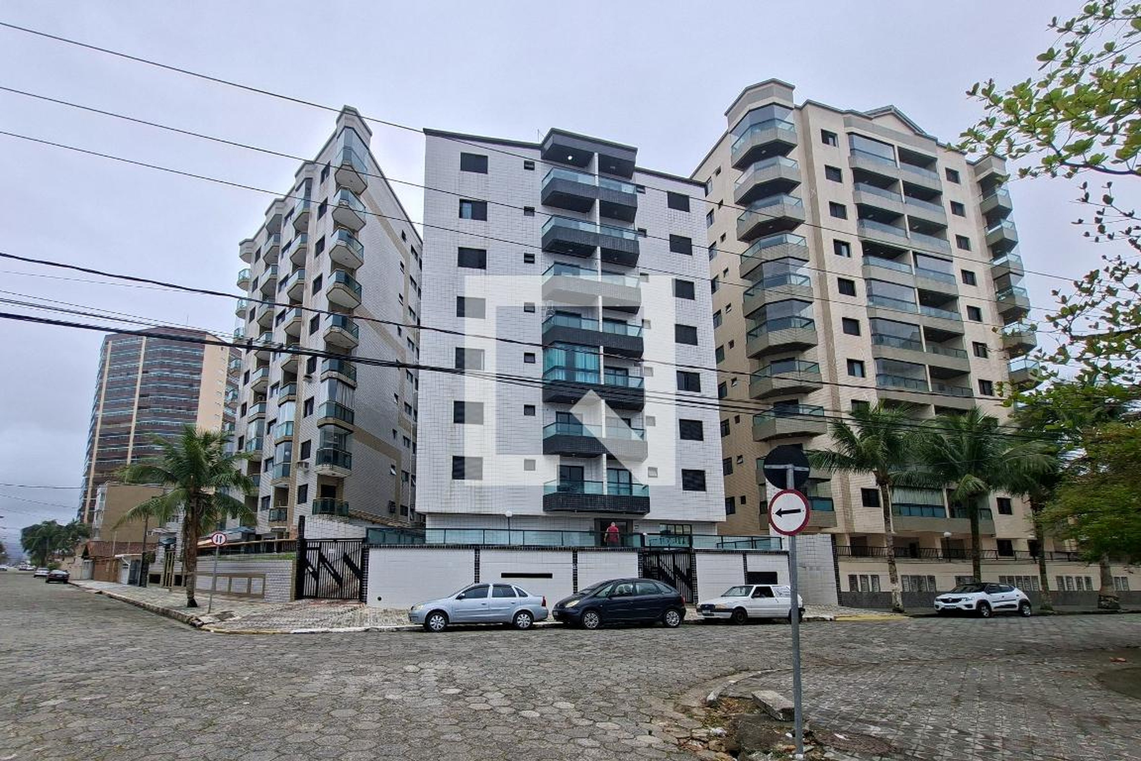 Fachada do Prédio Condomínio Luizabela