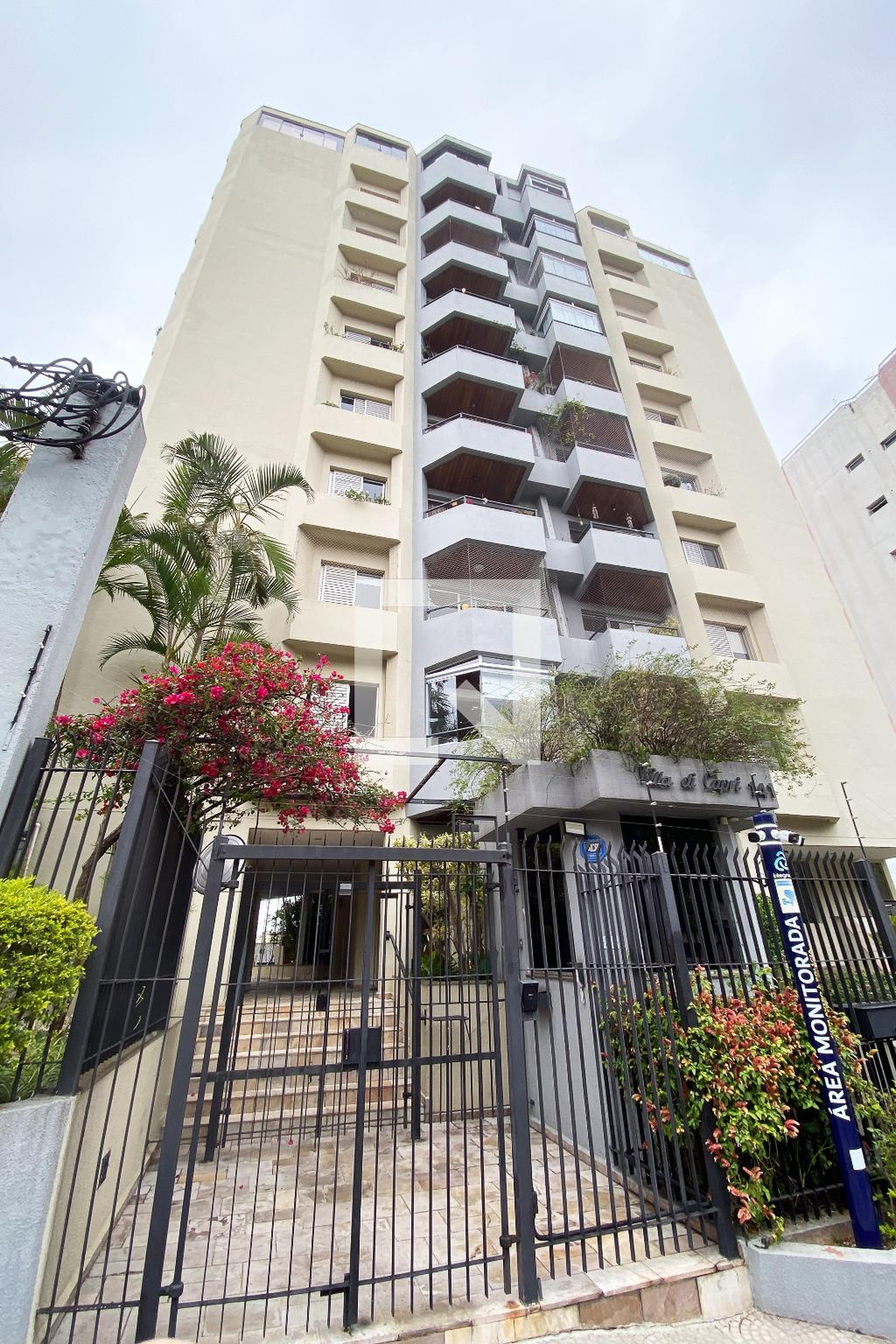 Fachada do Prédio Condomínio Villa Di Capri