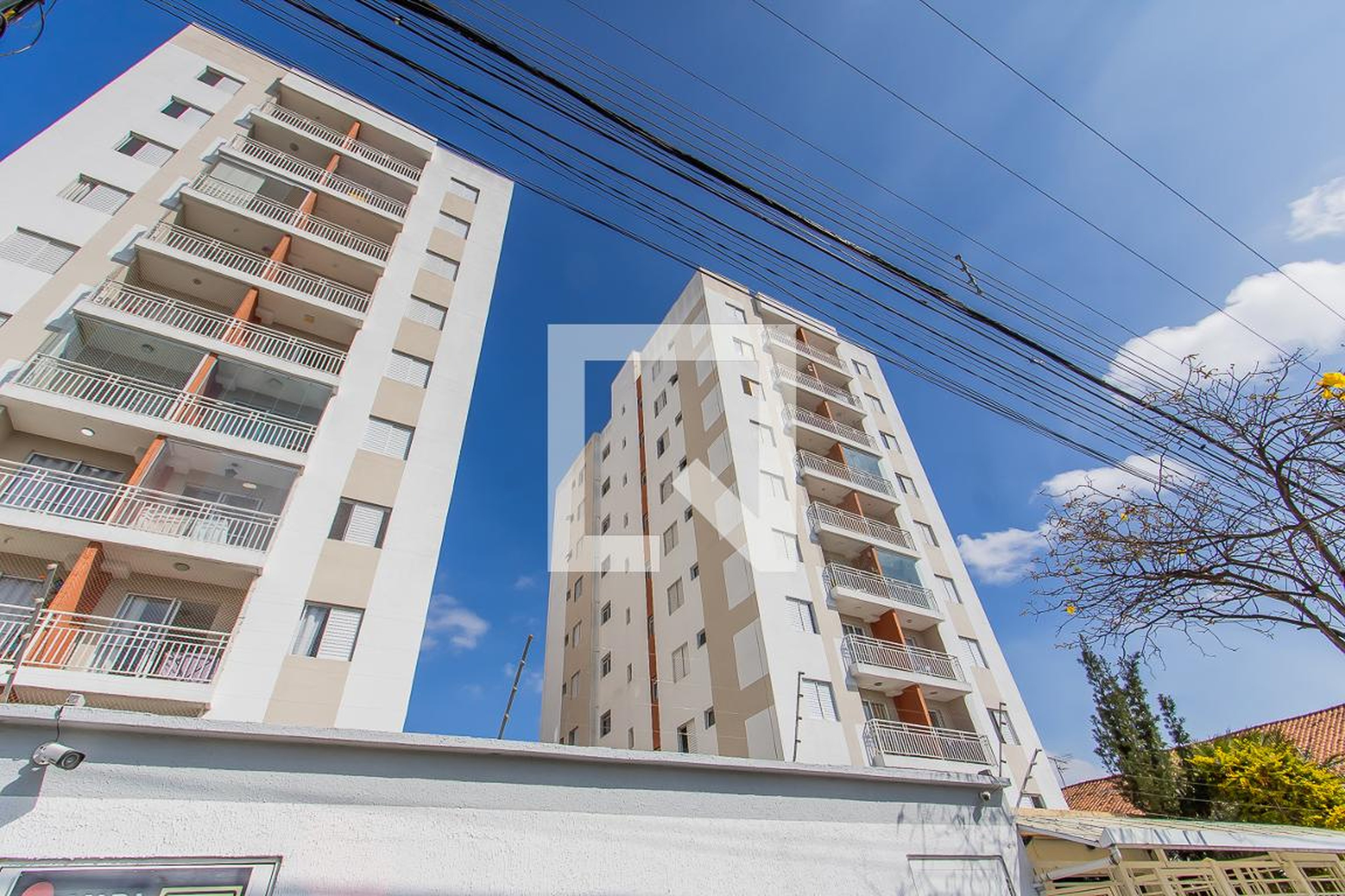 Fachada Condomínio em Rua Antônio Machado, 284