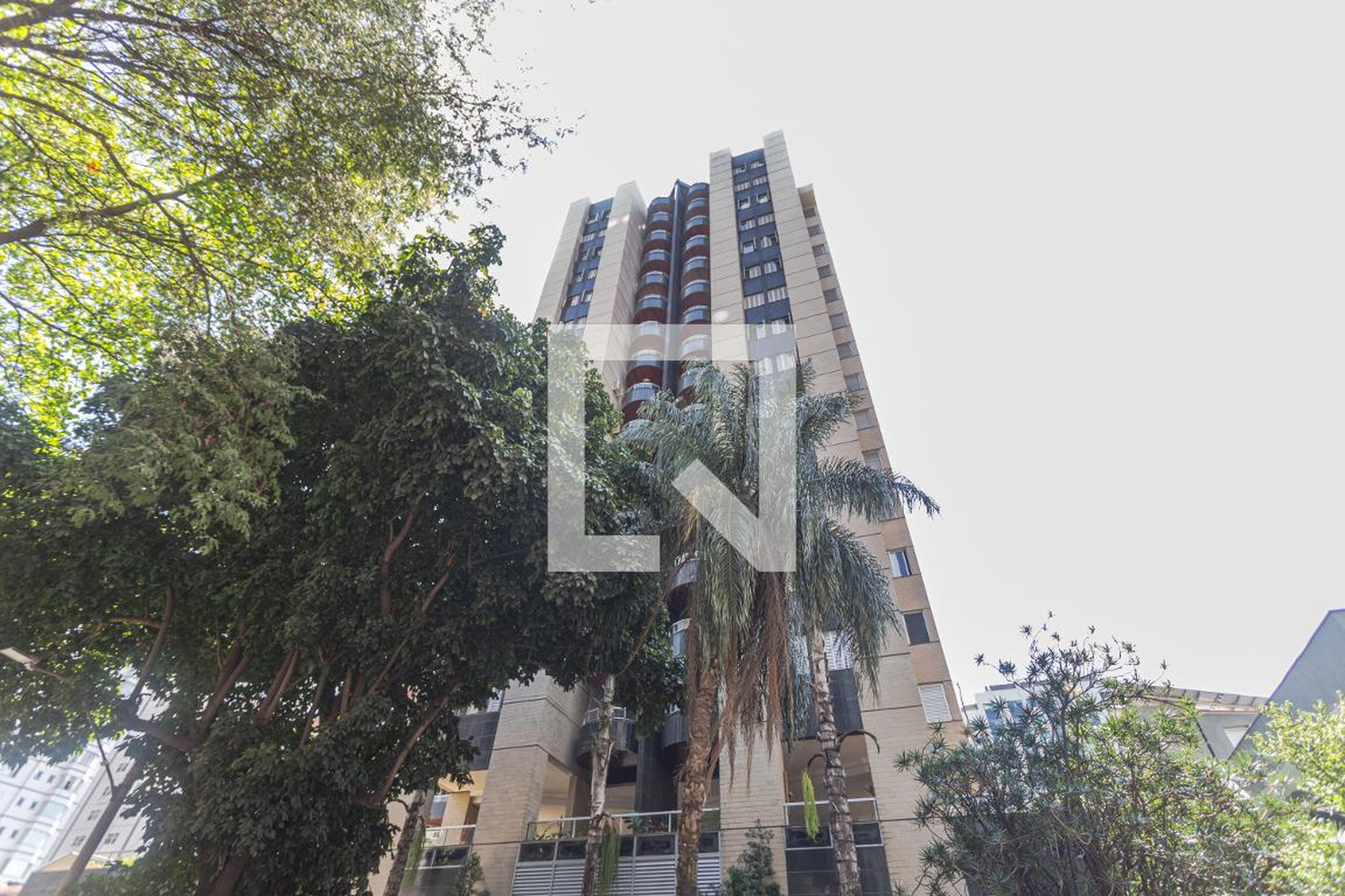 Fachada Residencial dos Inconfidentes