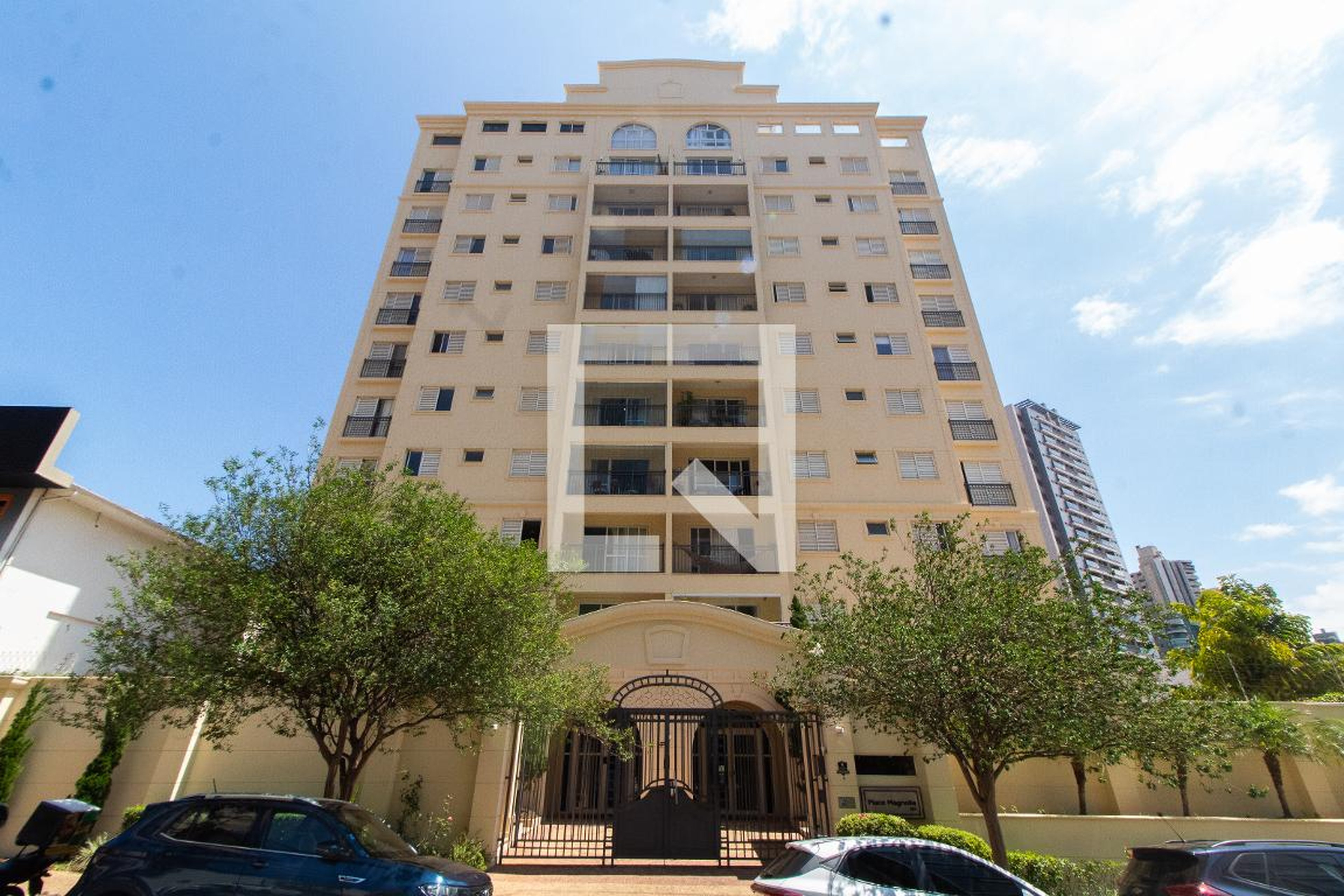 Fachada Condomínio em Rua Doutor Emílio Ribas, 181