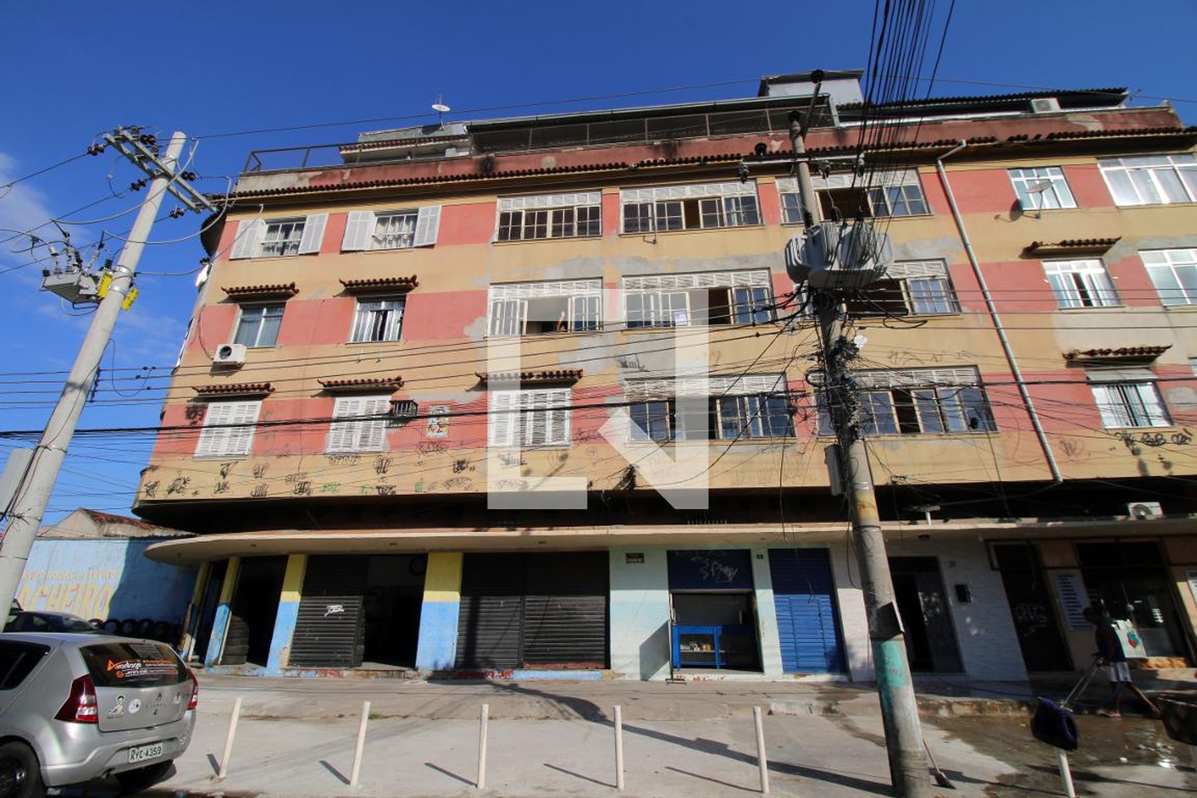 Fachada do Prédio Condomínio em Rua Comandante Abreu, 31