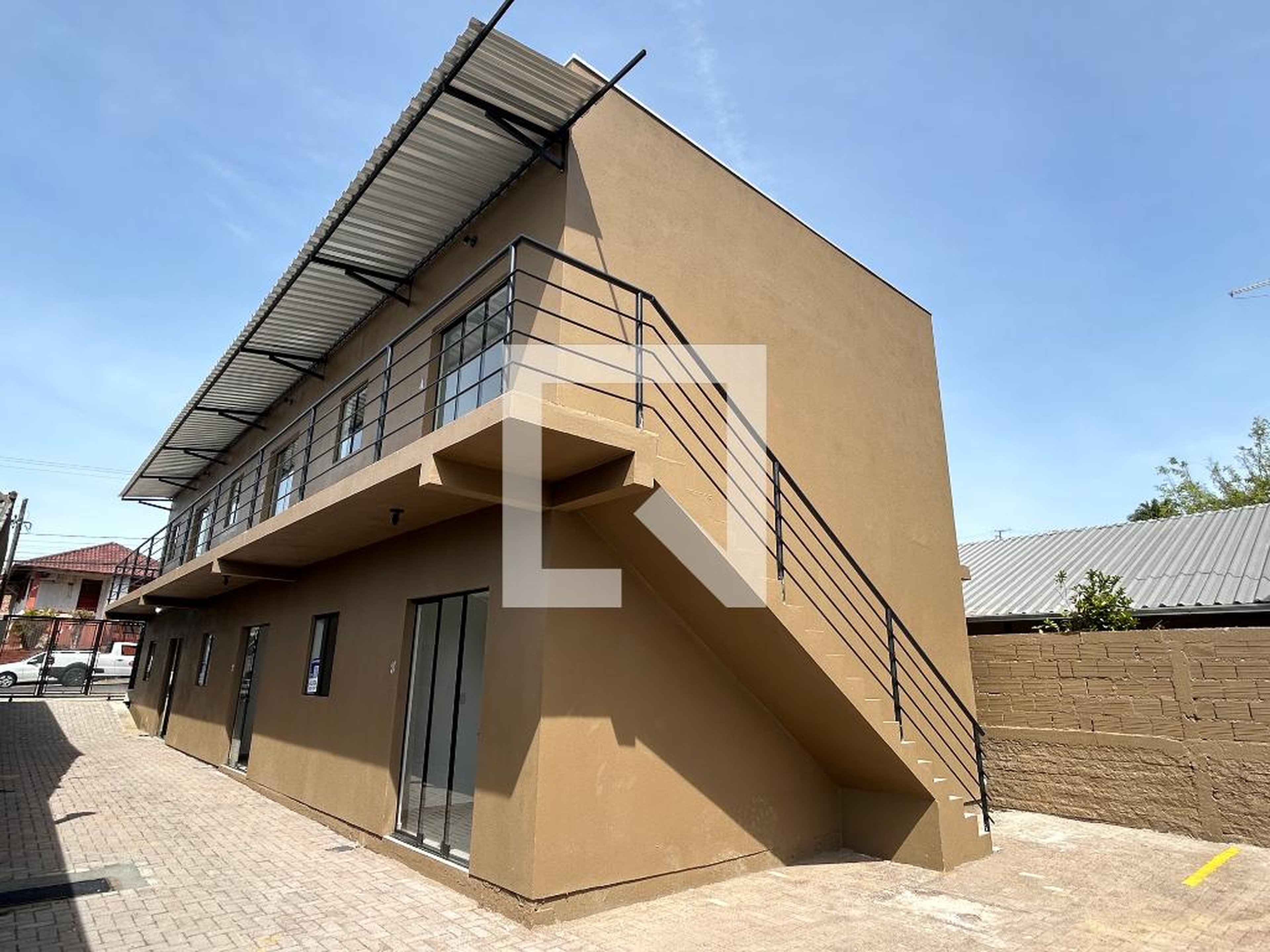 Fachada Condomínio em Rua Osvaldo Cruz, 1103