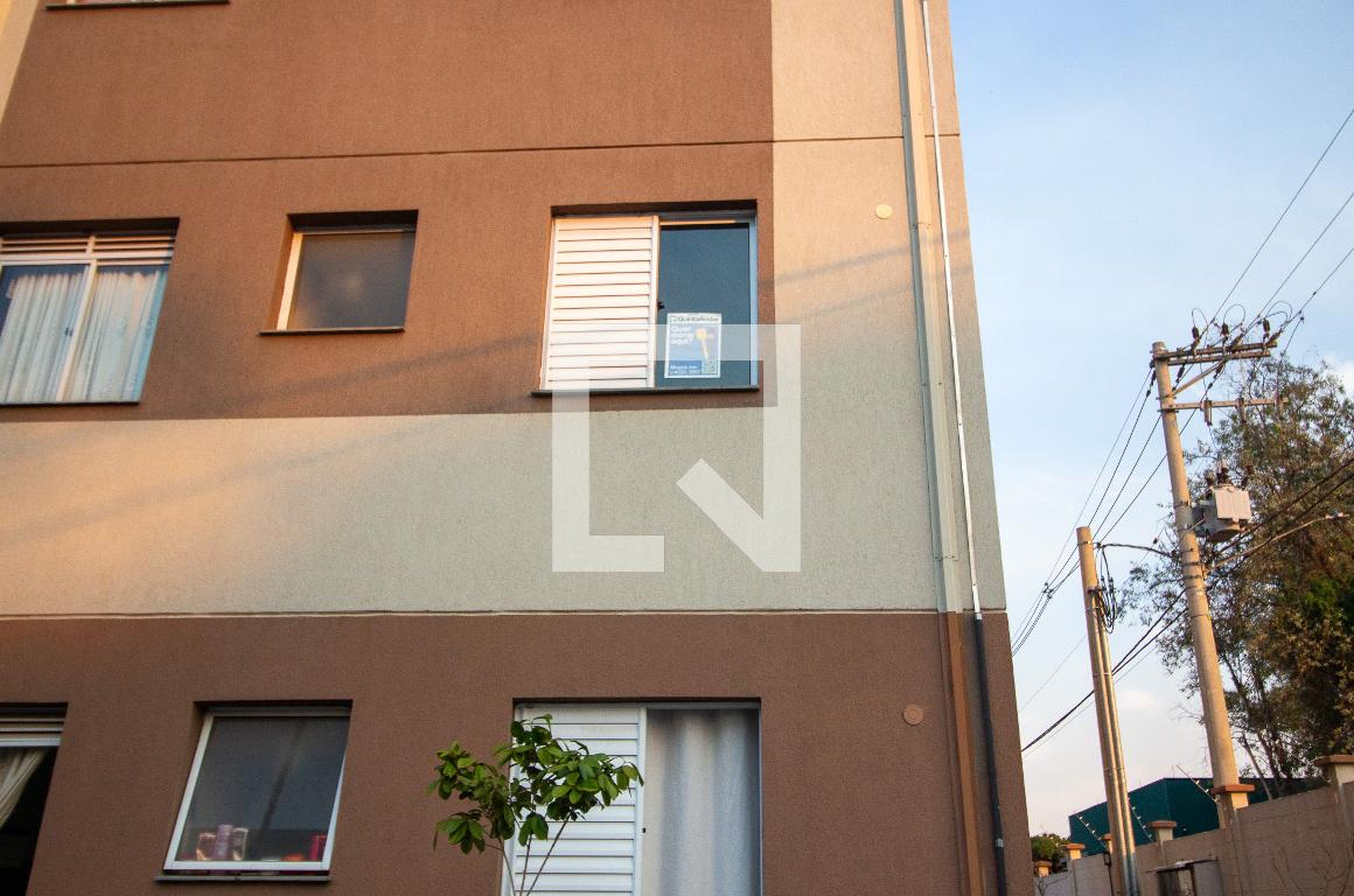 Fachada Condomínio Lar Madrid