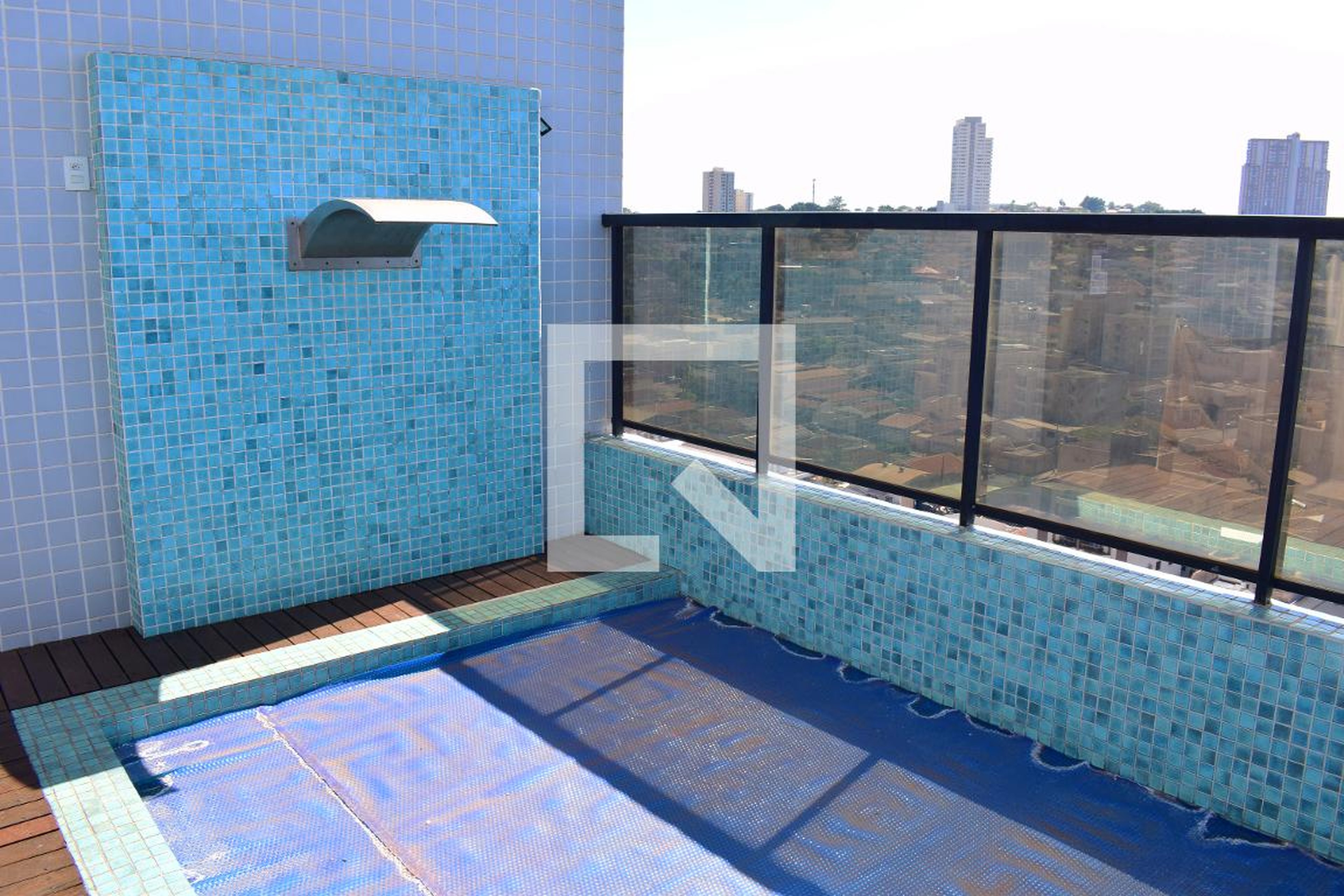 Piscina - Plaza Tower