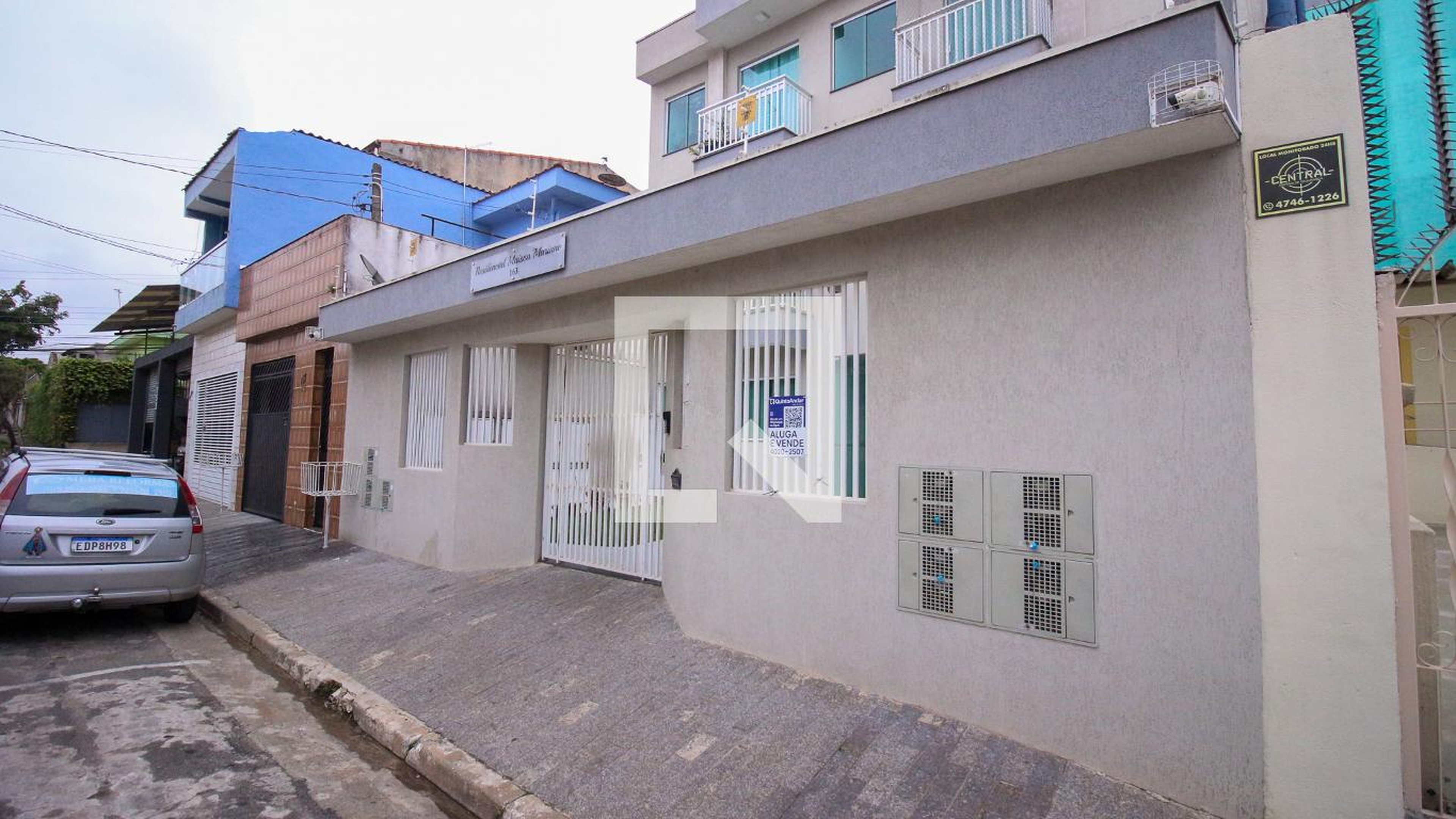 Fachada Condomínio em Rua Desembargador Silva Pereira, 163