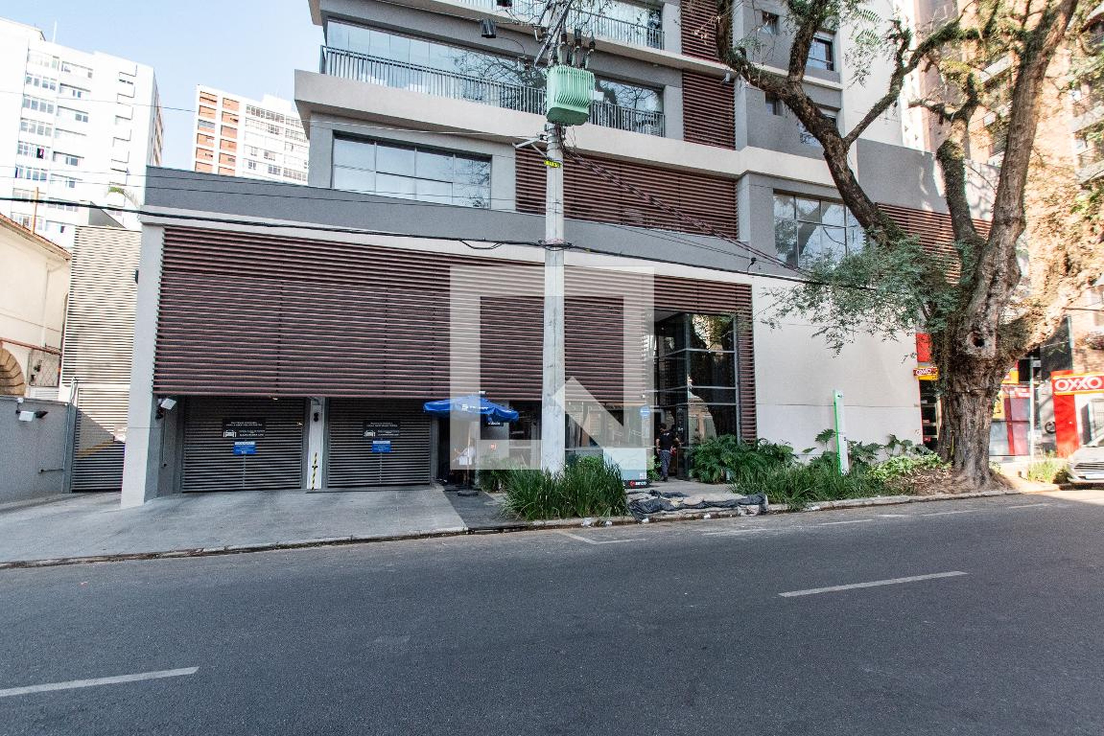 Fachada Condomínio em Rua Cubatão, 1062