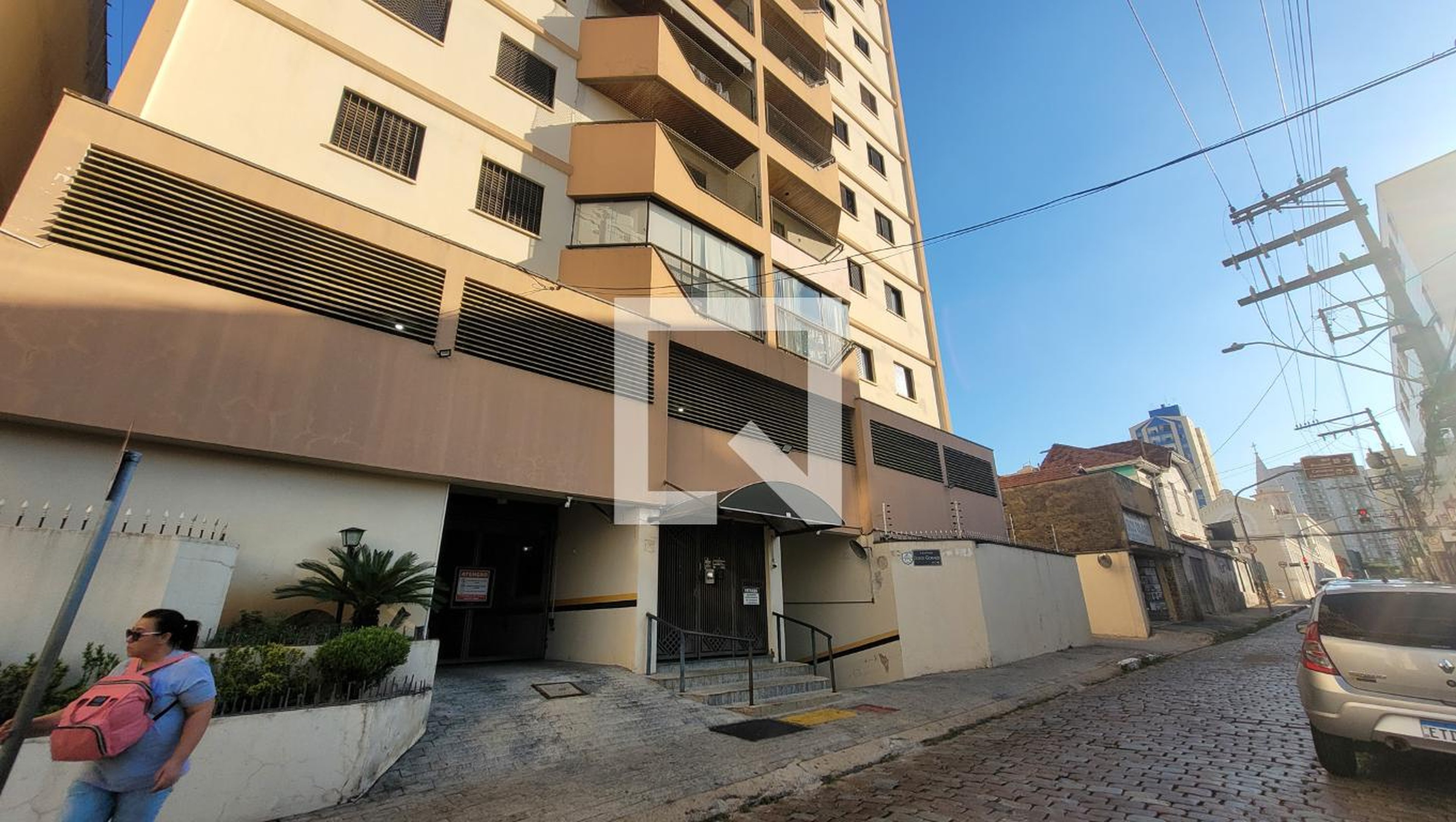 Fachada Condomínio em Rua Duque de Caxias, 296