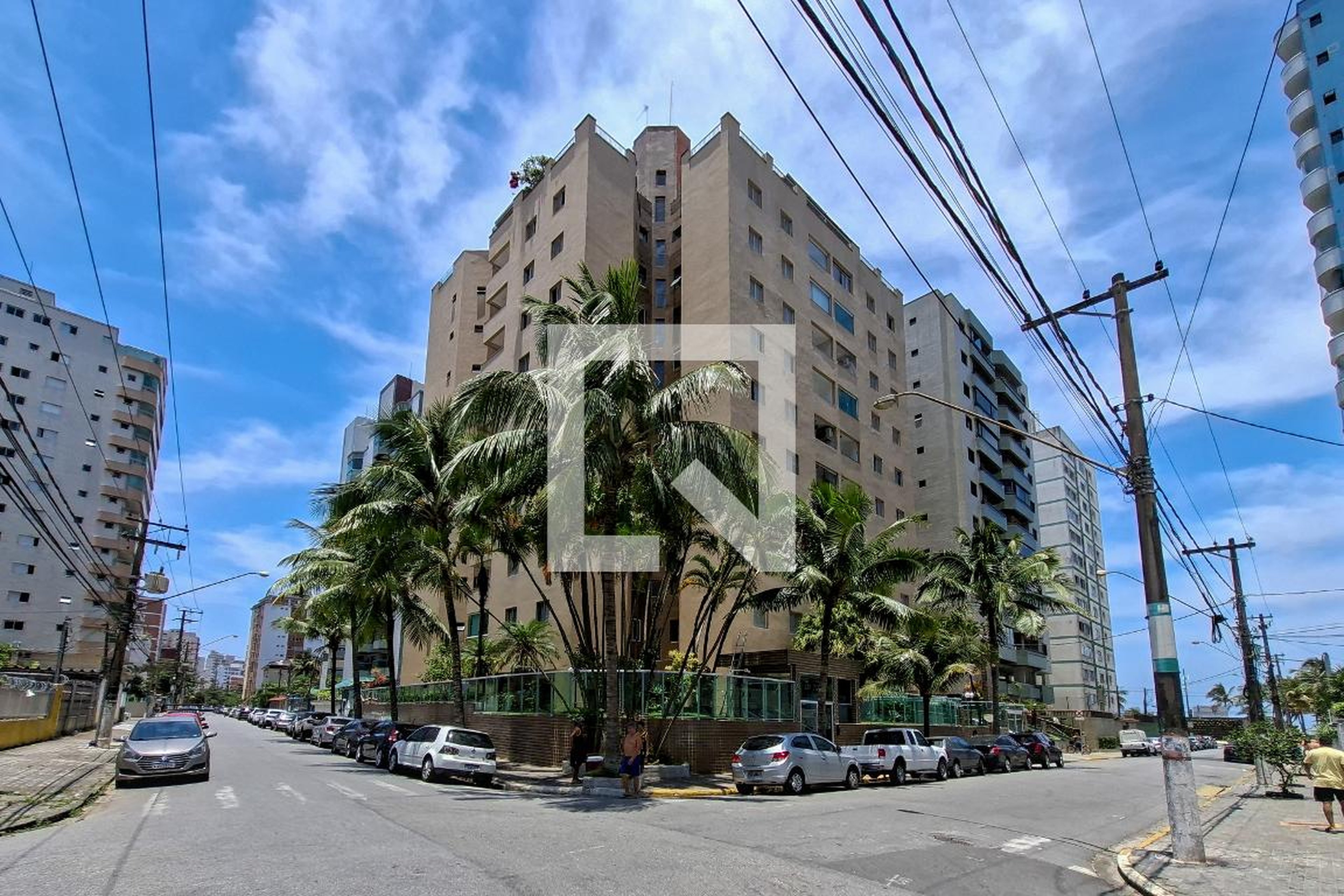 Fachada do Prédio Condomínio Las Palomas